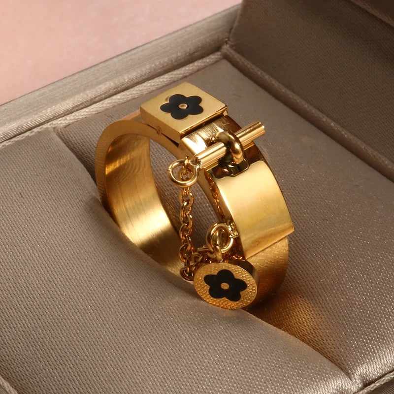 Luxury Gold Color Staiess Steel Lucky Flower Cuff Bangles Women Girls Wedding Party Charm Bangles Jewelry Gift