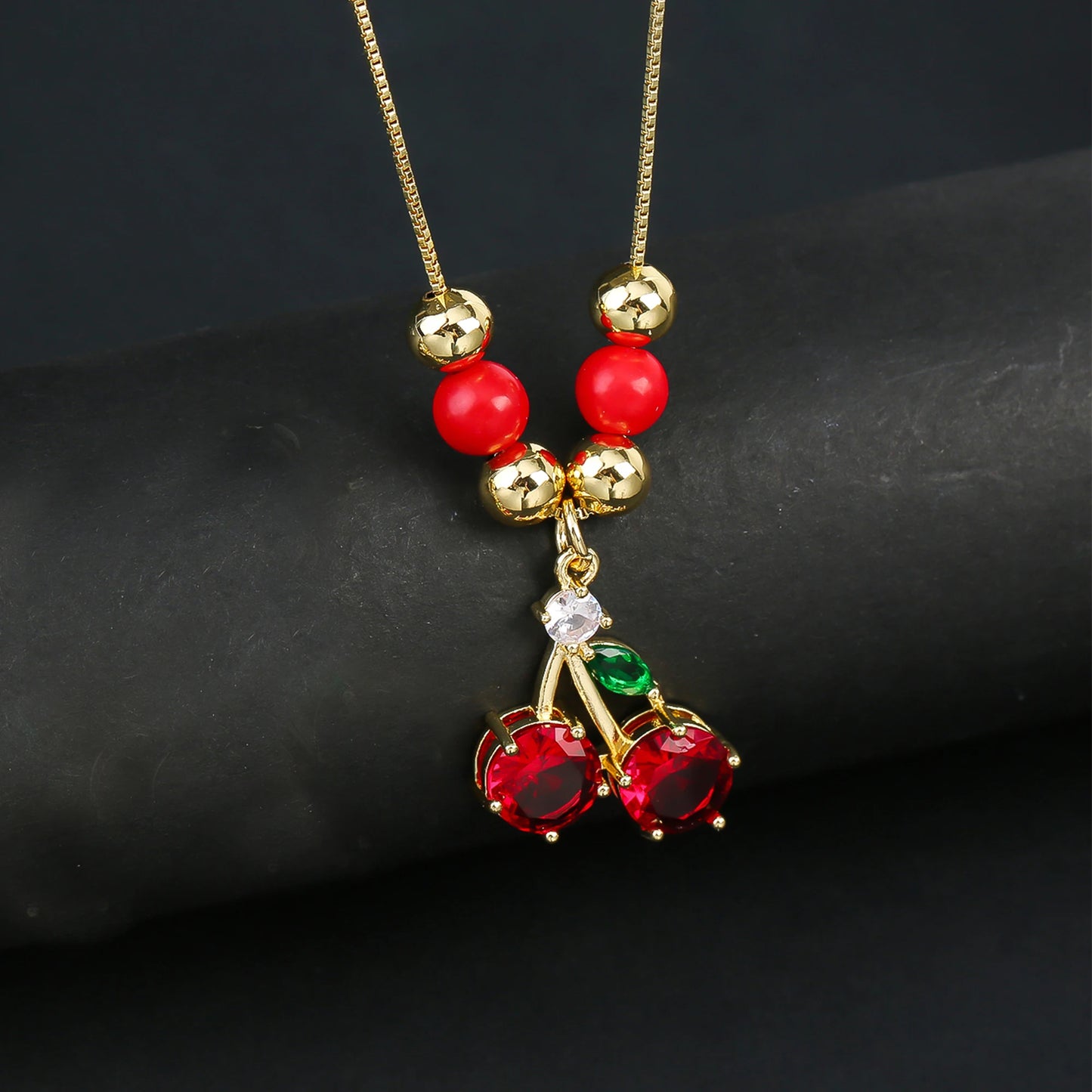 Hot Sale Crystal Red Cherry Pendant Necklace For Woman Gold Plated Fruit Collarbone Chain Fashion Daily Party Jewelry Gift