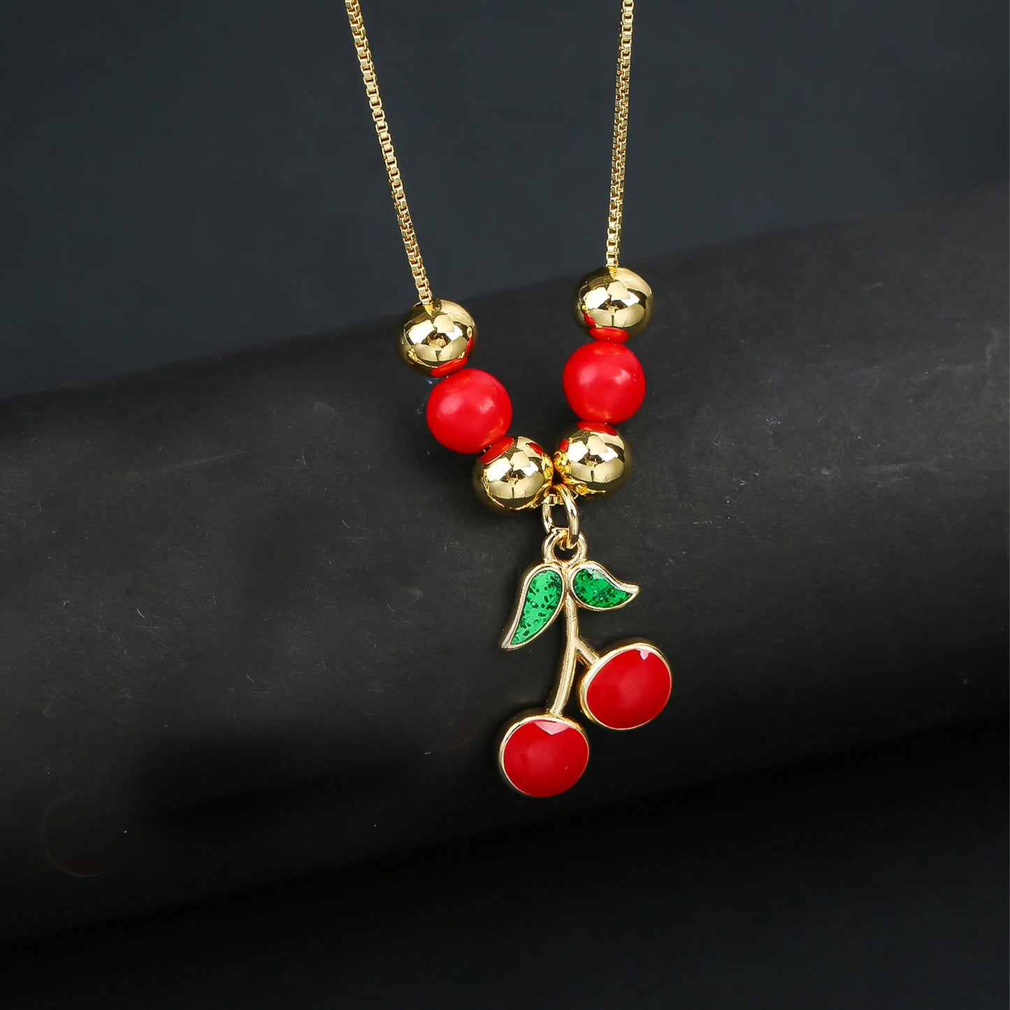 Hot Sale Crystal Red Cherry Pendant Necklace For Woman Gold Plated Fruit Collarbone Chain Fashion Daily Party Jewelry Gift