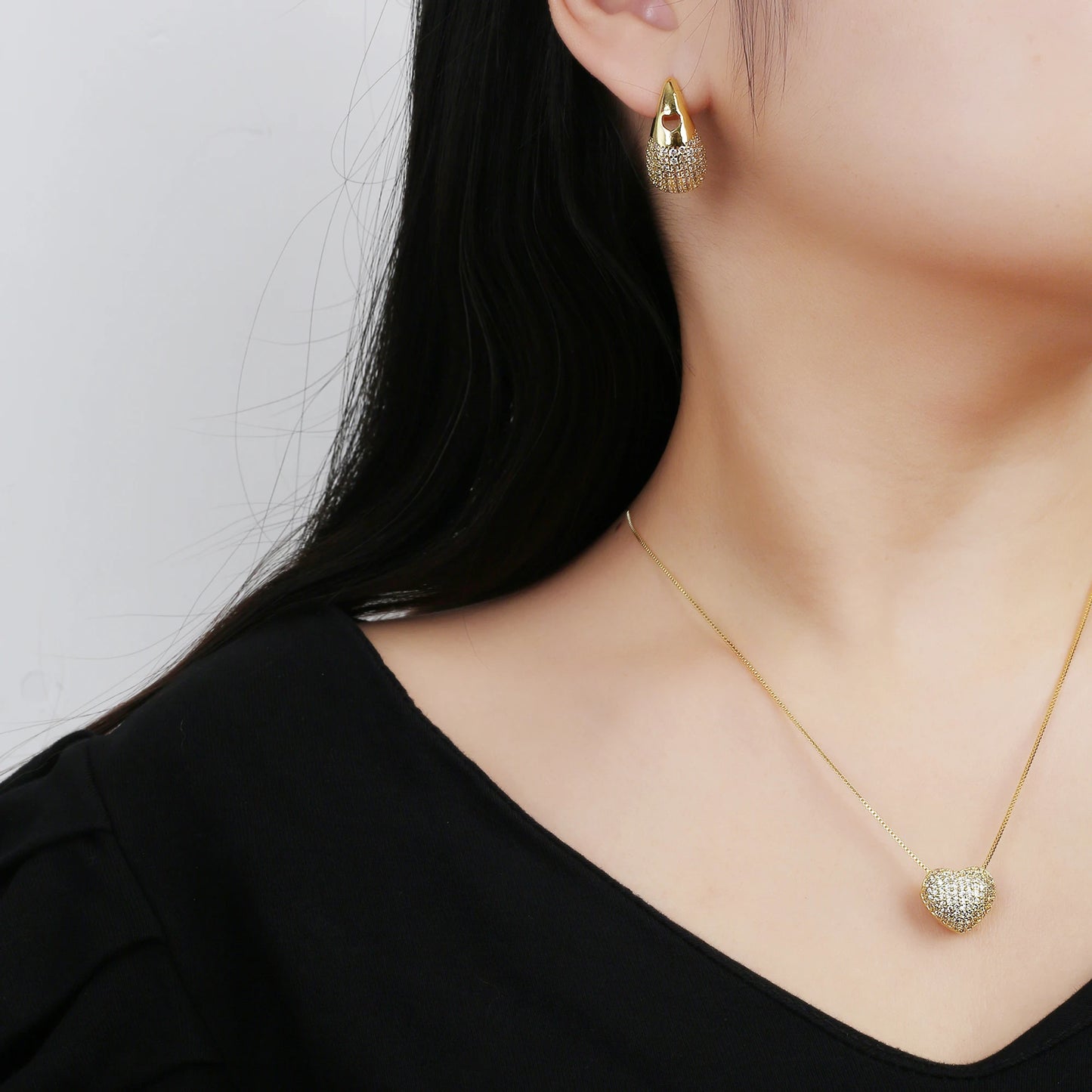Light Luxury Sparkling Zircon Comma Jewelry Set Simple Teardrop Heart Necklace Earrings Classic for Woman New Fashion Jewelry