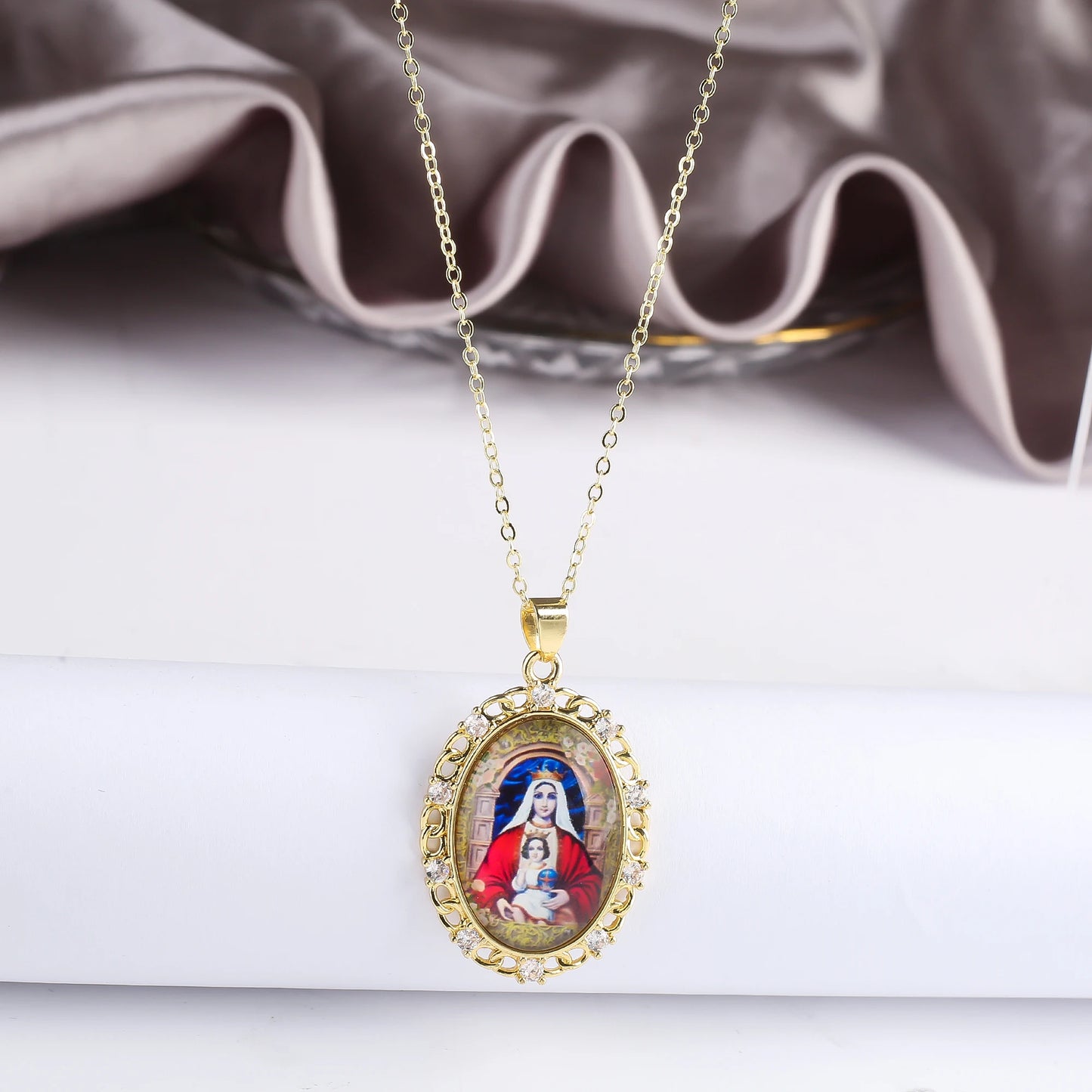 9 Style Fashion Virgin Mary St. Jude Pendant Necklace Classic for Religious Figures Jewelry Choker Chain Daily Wear Party Gift