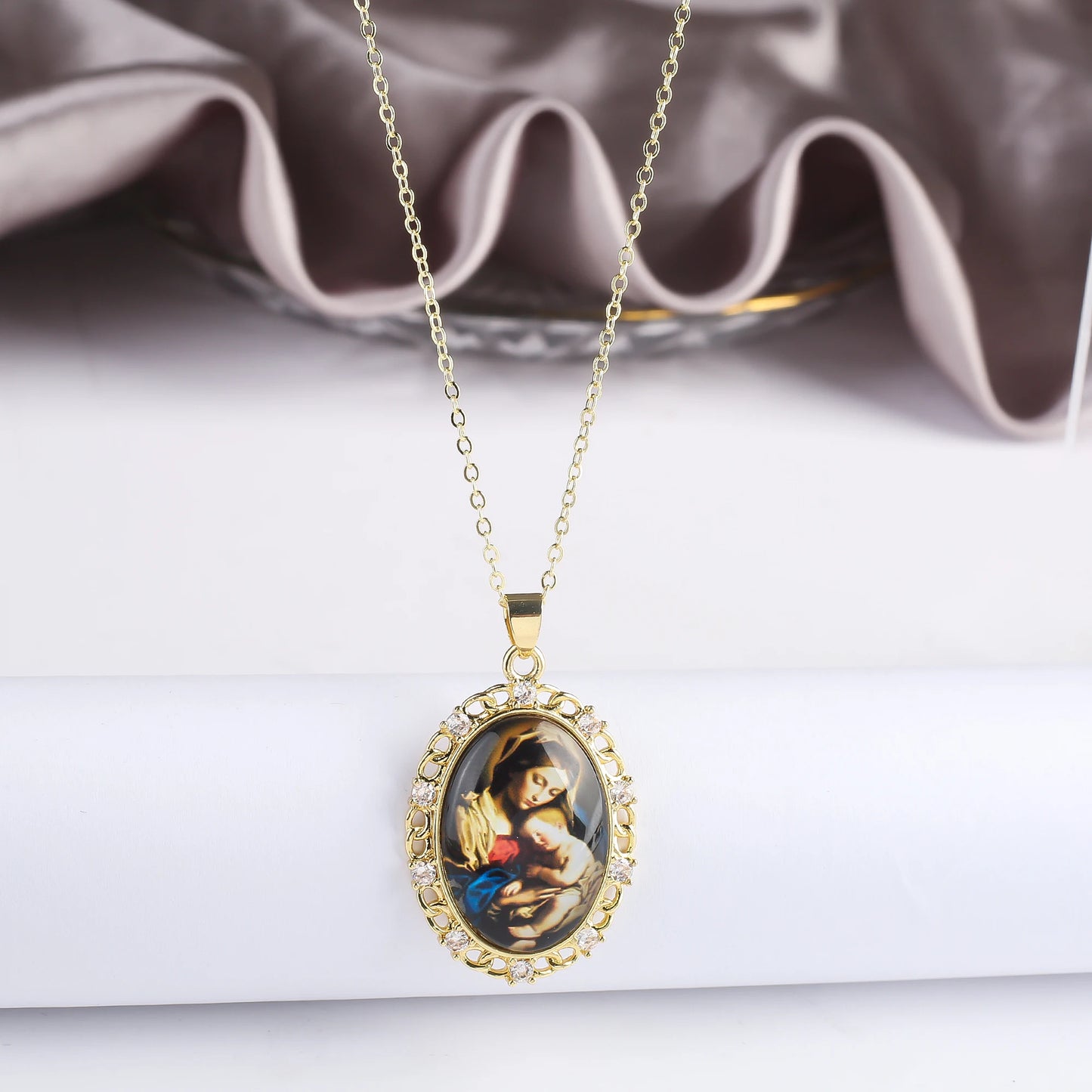 9 Style Fashion Virgin Mary St. Jude Pendant Necklace Classic for Religious Figures Jewelry Choker Chain Daily Wear Party Gift