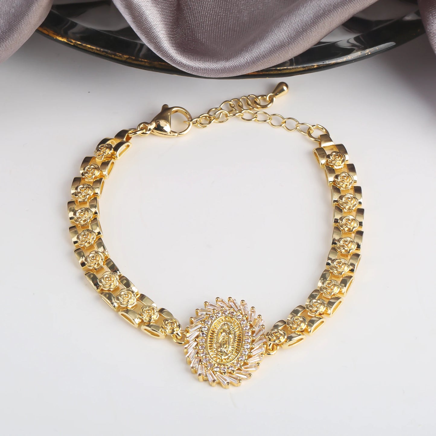 New Design Rosette Chain Virgin Mary Bracelet Fashion Woman Adjustable Bracelet Delicate Birthday Party Jewelry Gift Wholesale