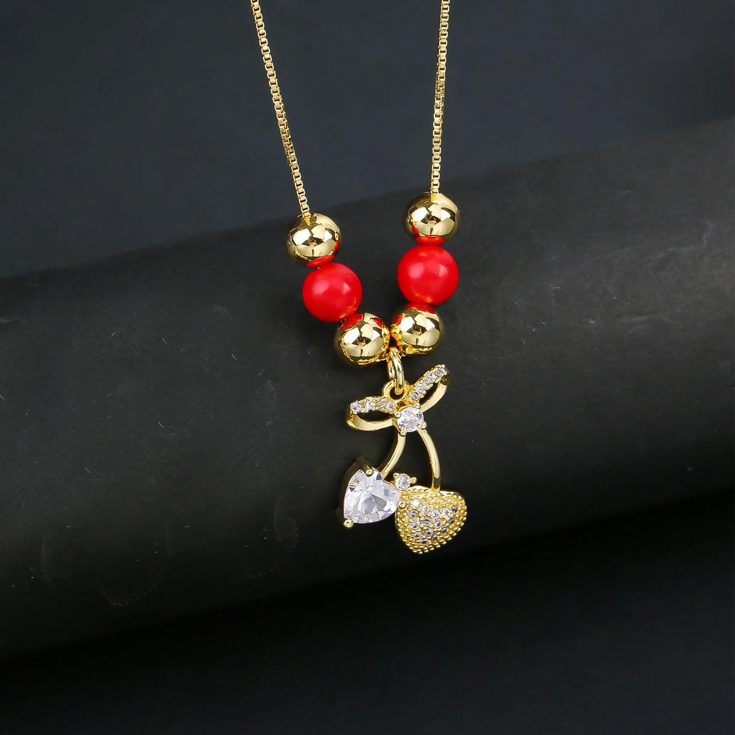 Hot Sale Crystal Red Cherry Pendant Necklace For Woman Gold Plated Fruit Collarbone Chain Fashion Daily Party Jewelry Gift