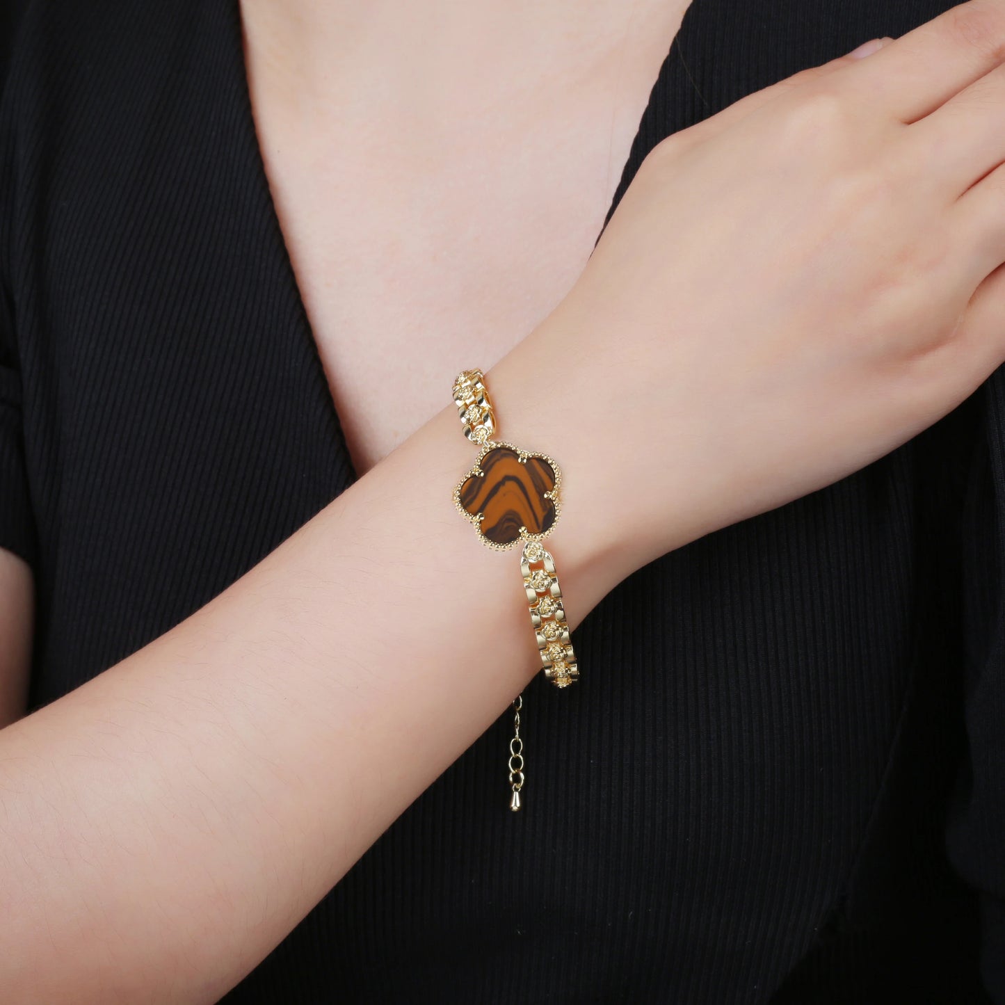 New Design Rosette Chain Virgin Mary Bracelet Fashion Woman Adjustable Bracelet Delicate Birthday Party Jewelry Gift Wholesale