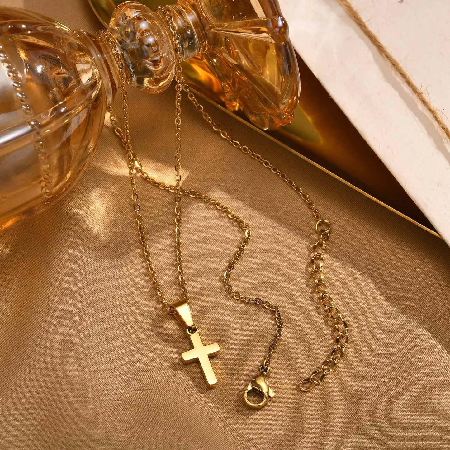 Vnox Christian Religion Necklaces For Women Men,Stainless Steel Chain Cross Pendant Charm Necklace,Classic Gold Plated Jewelry