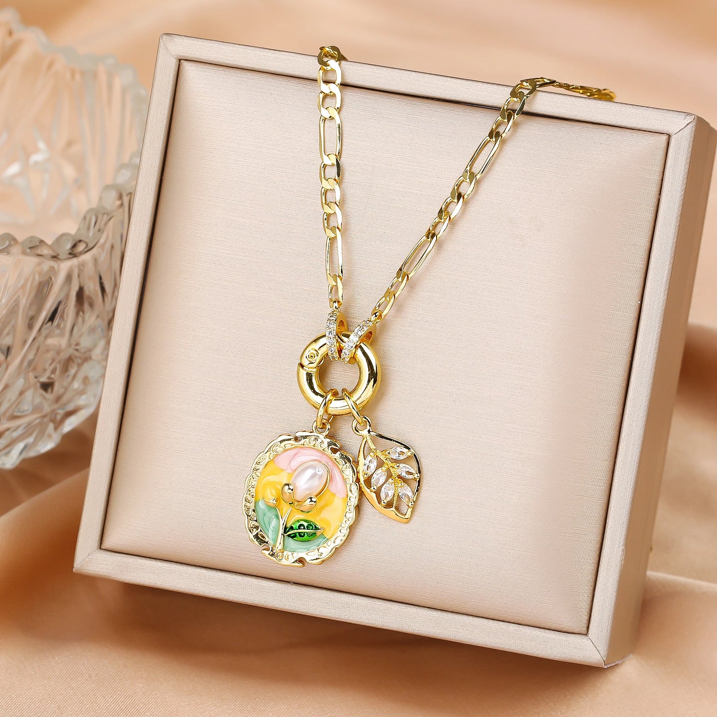 Hot Sale Metal Oil Drop Ocean Series Flower Pearl Leaf Pendant Necklace Charming For Woman Girl Casual Vacation Jewelry Gift