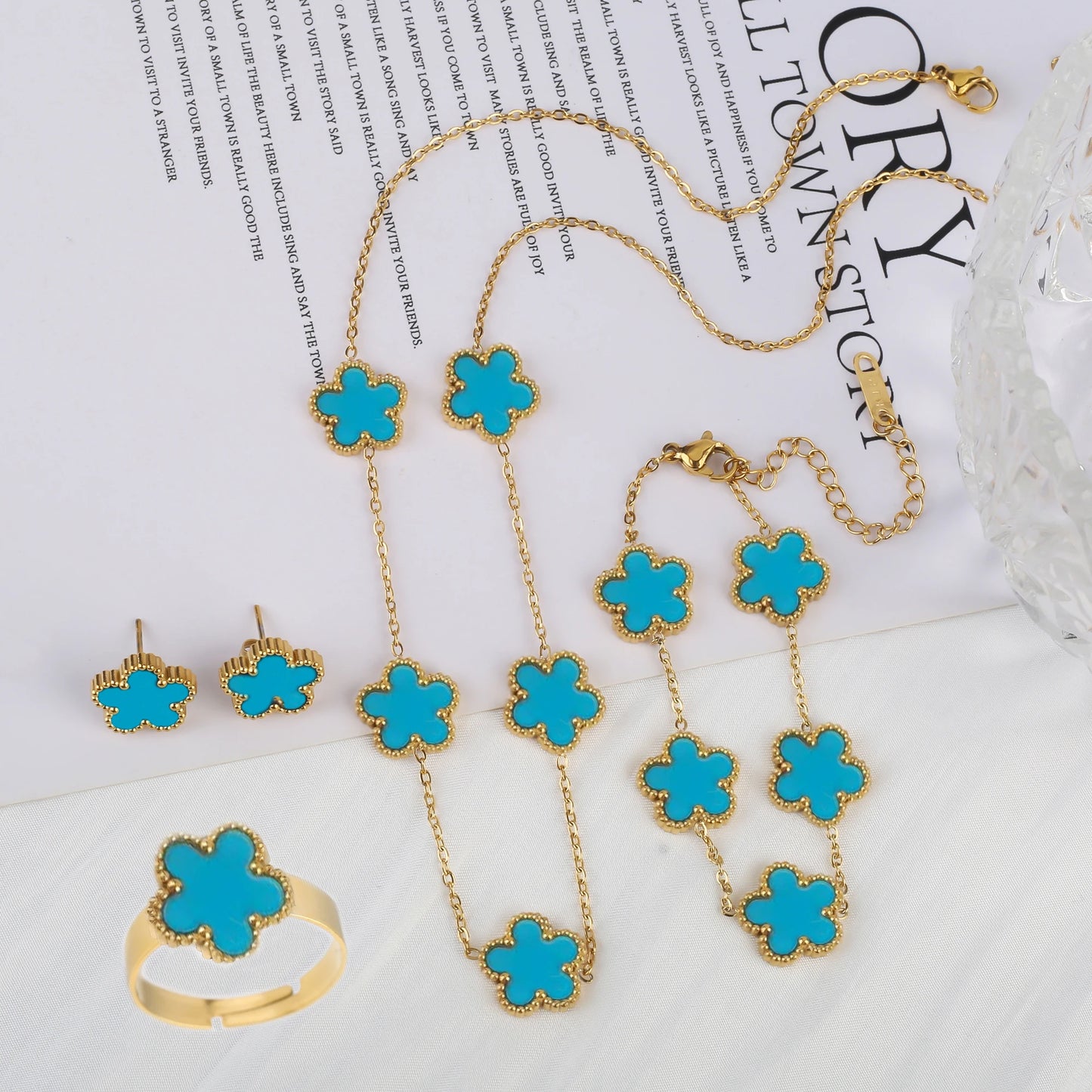 New Creative 4Pcs Stainless Steel Five Leaf Flower Bracelet Necklace Earrings Rings Set for Women Fashion Party Jewelry Clover