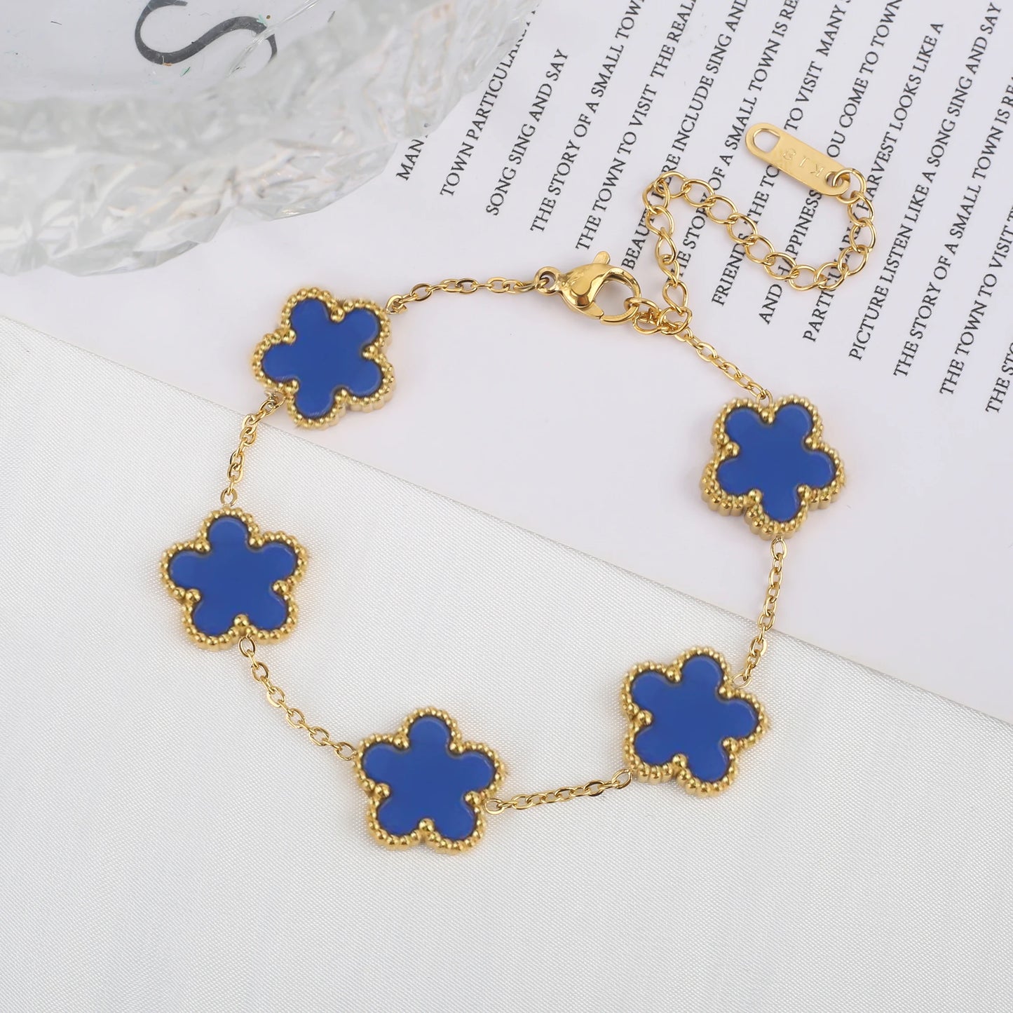 Classic Black/Gold/Silver Stainless Steel Metal Laser Five Leaf Flower Bracelet for Woman Brand Jewelry Party Gift Clover