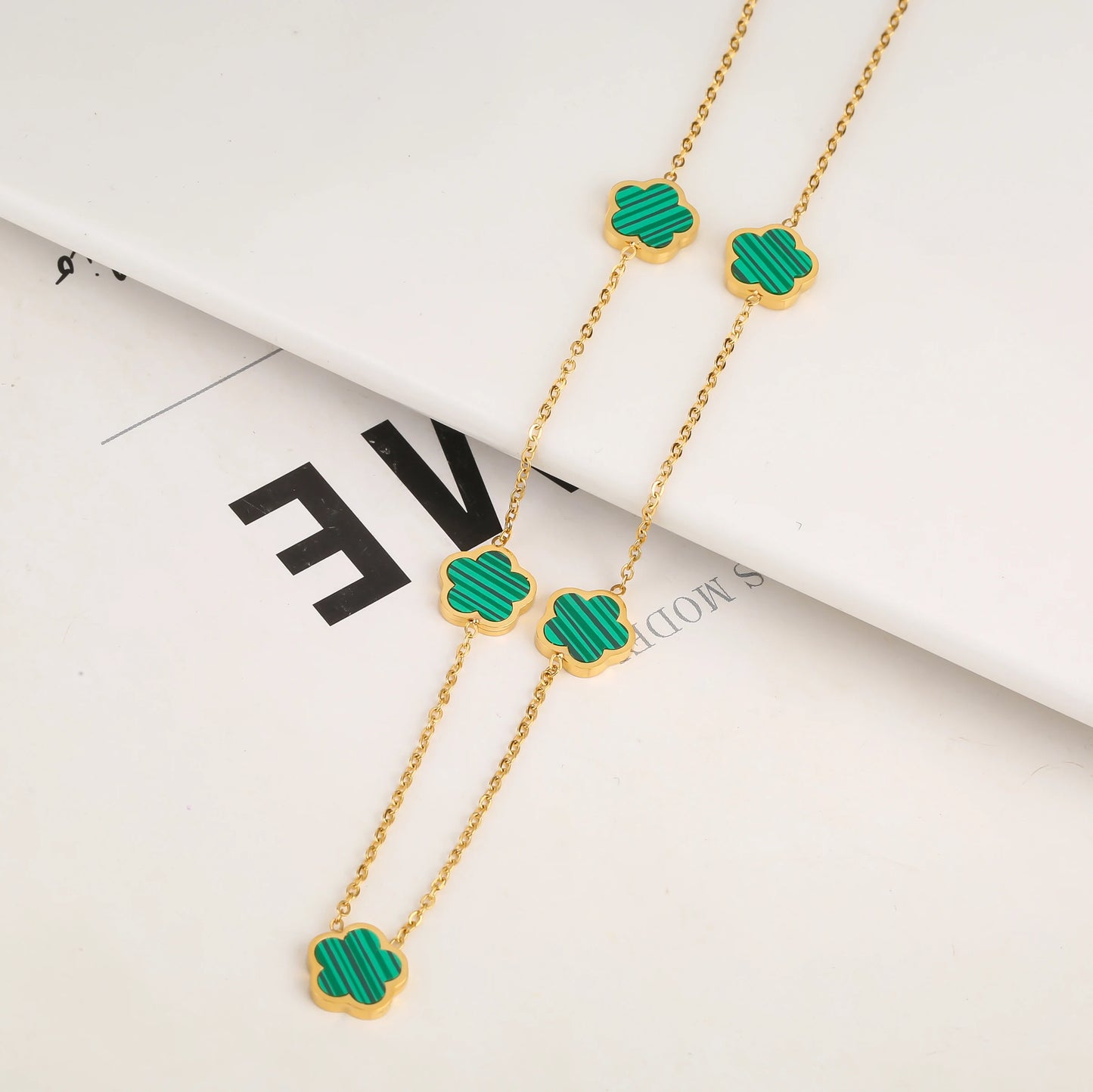 Hot Selling Stainless Steel Single Sided Pendant Necklace With Five Leaf Flower High-Quality Jewelry For Women's Clover