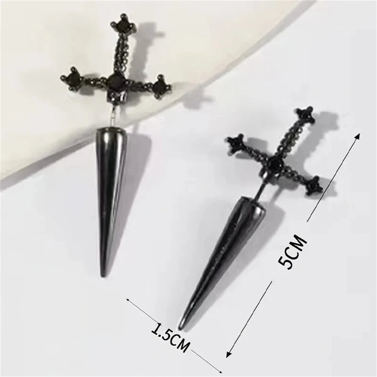 2pcs Gothic Kinitial Sword Stud Earrings,Vintage Cool Punk Crystal Goth Dagger Ear Piercing Jewelry Suitable for Daily Give Gift
