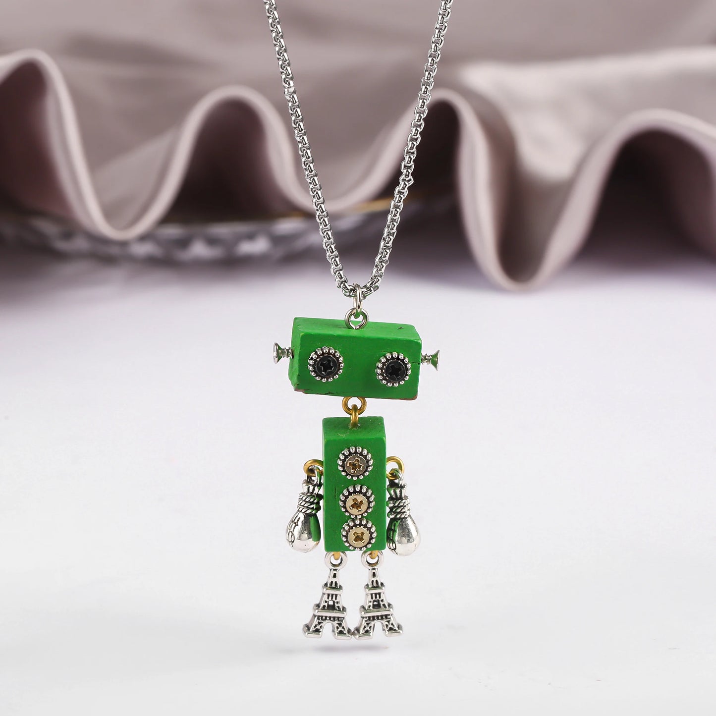 New Creative Wood Robot Pendant Necklace Personality Cartoon Sweater Chain Fashion For Men Women Party Jewelry Gift Wholesale