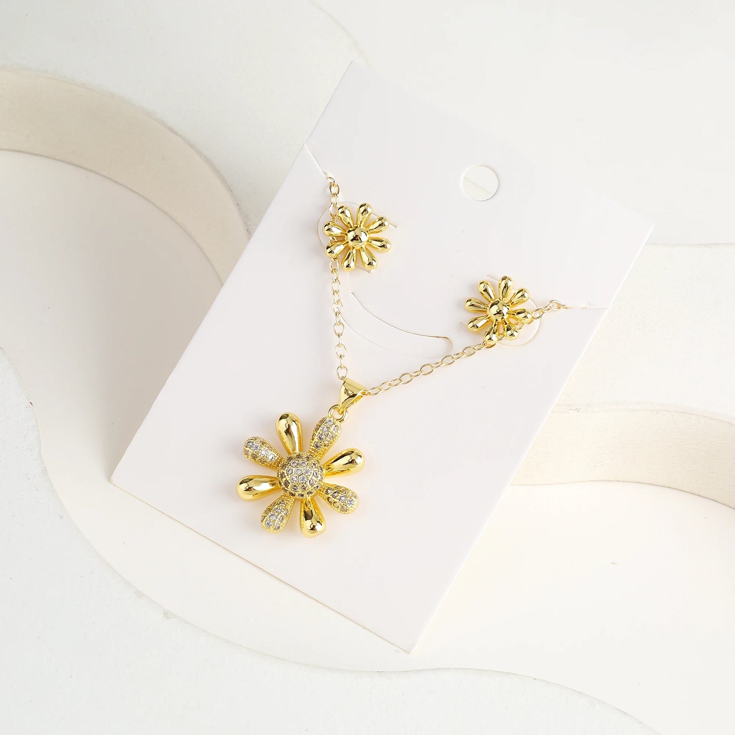Light Luxury Sparkling Zircon Comma Jewelry Set Simple Teardrop Heart Necklace Earrings Classic for Woman New Fashion Jewelry