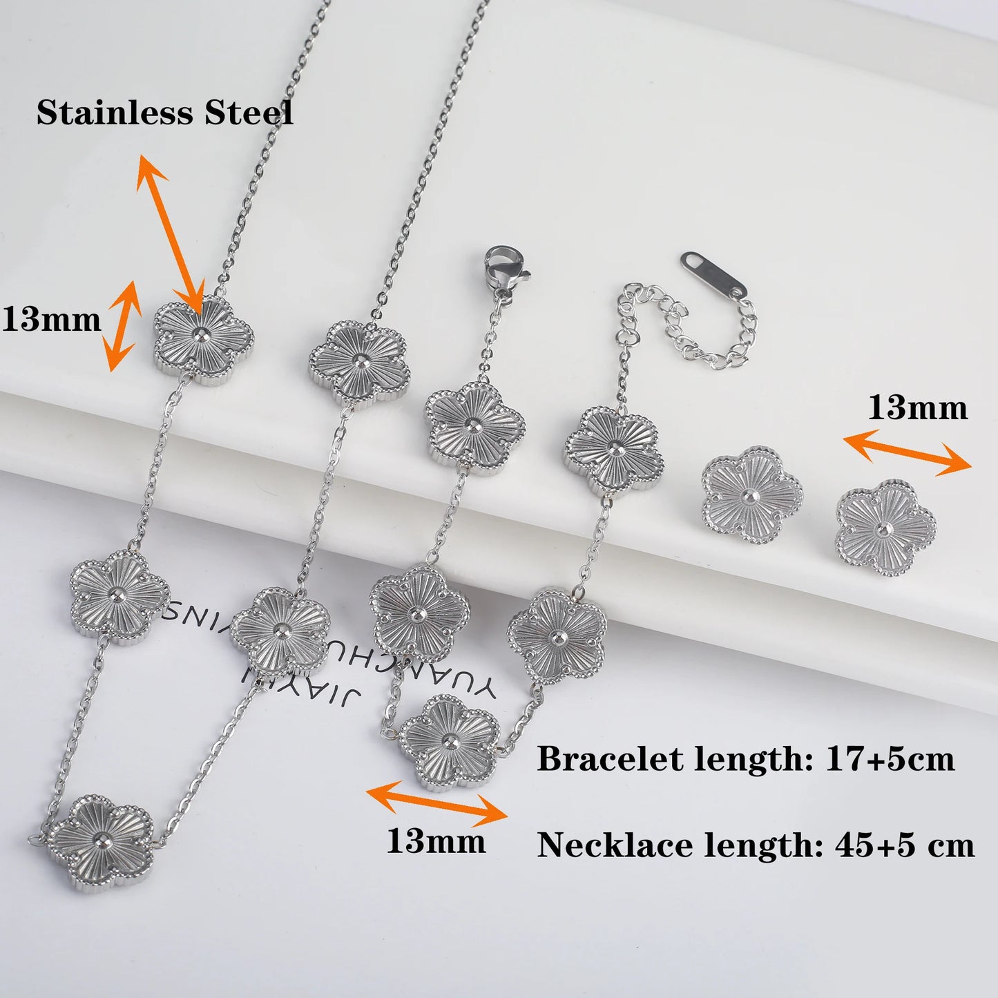New Creative 4Pcs Stainless Steel Five Leaf Flower Bracelet Necklace Earrings Rings Set for Women Fashion Party Jewelry Clover