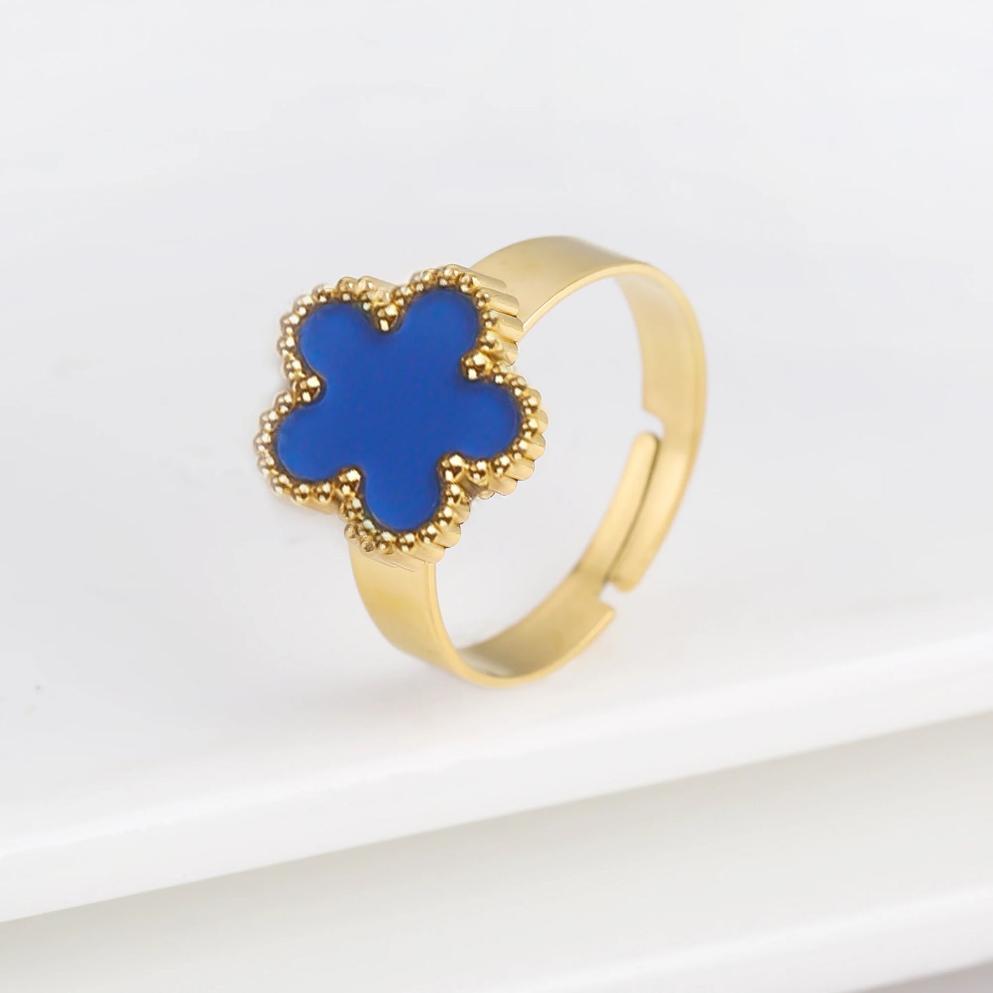 New Design Classic Luxury Stainless Steel Laser Double Flowers Open Ring Temperament For Woman Party Jewelry Daily Wear Clover
