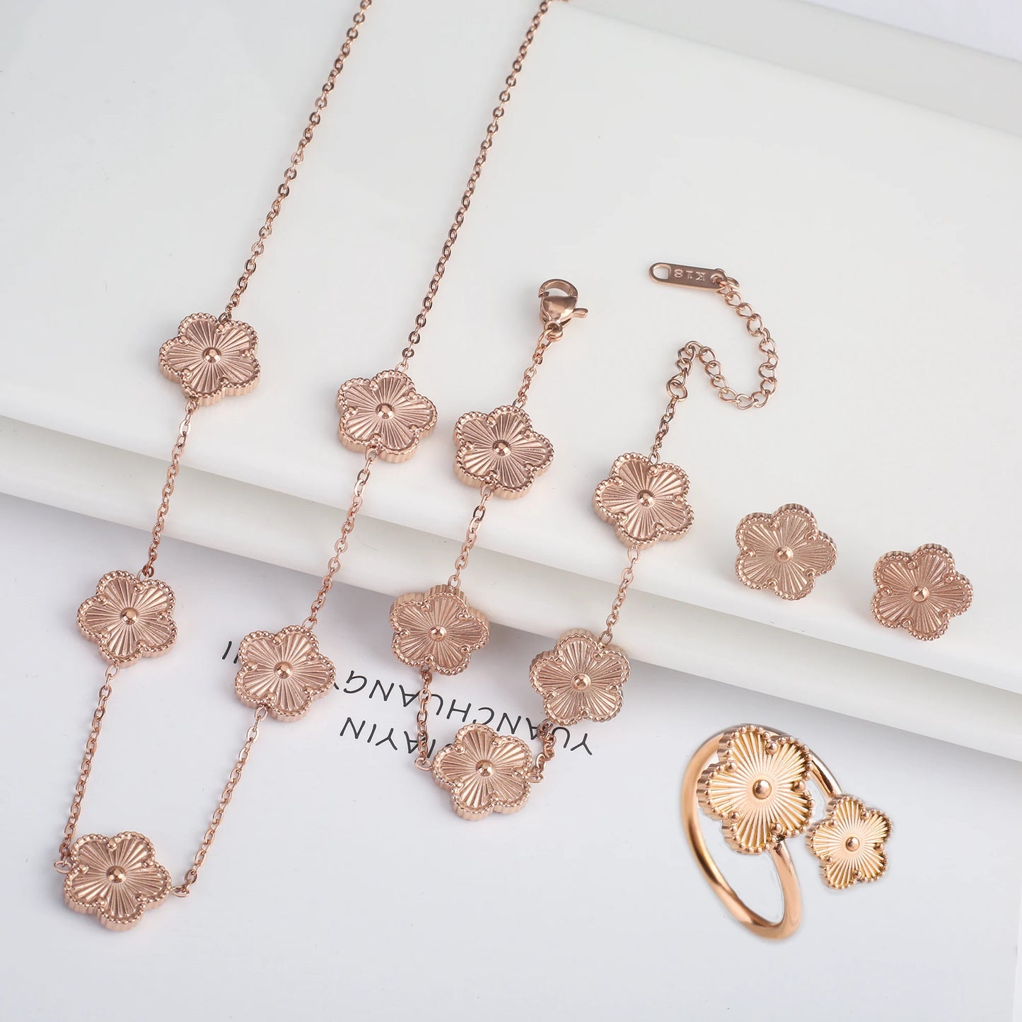 New Creative 4Pcs Stainless Steel Five Leaf Flower Bracelet Necklace Earrings Rings Set for Women Fashion Party Jewelry Clover