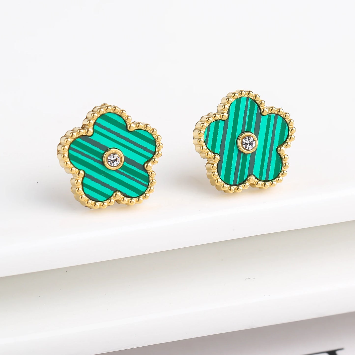 Trending Shell Flower Stainless Steel Five Leaf Flower Stud Earrings for Women Clover Ear Piercing Fashion Jewelry Party Gifts