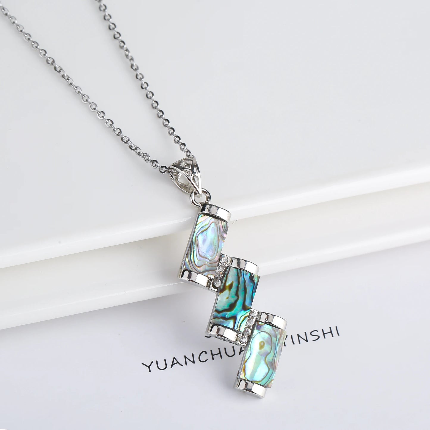 High Quality Oval Natural Seashell Mother Head Pearl Tree Of Life Pendant For Women Copper Choker Necklace Creative Jewelry Gift