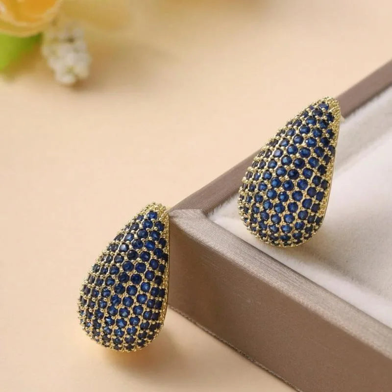 Classic Hot Sale Sparkling Zirconia Teardrop Comma Studs Earrings High Quality Women Fashion Party Wedding Jewelry Accessories