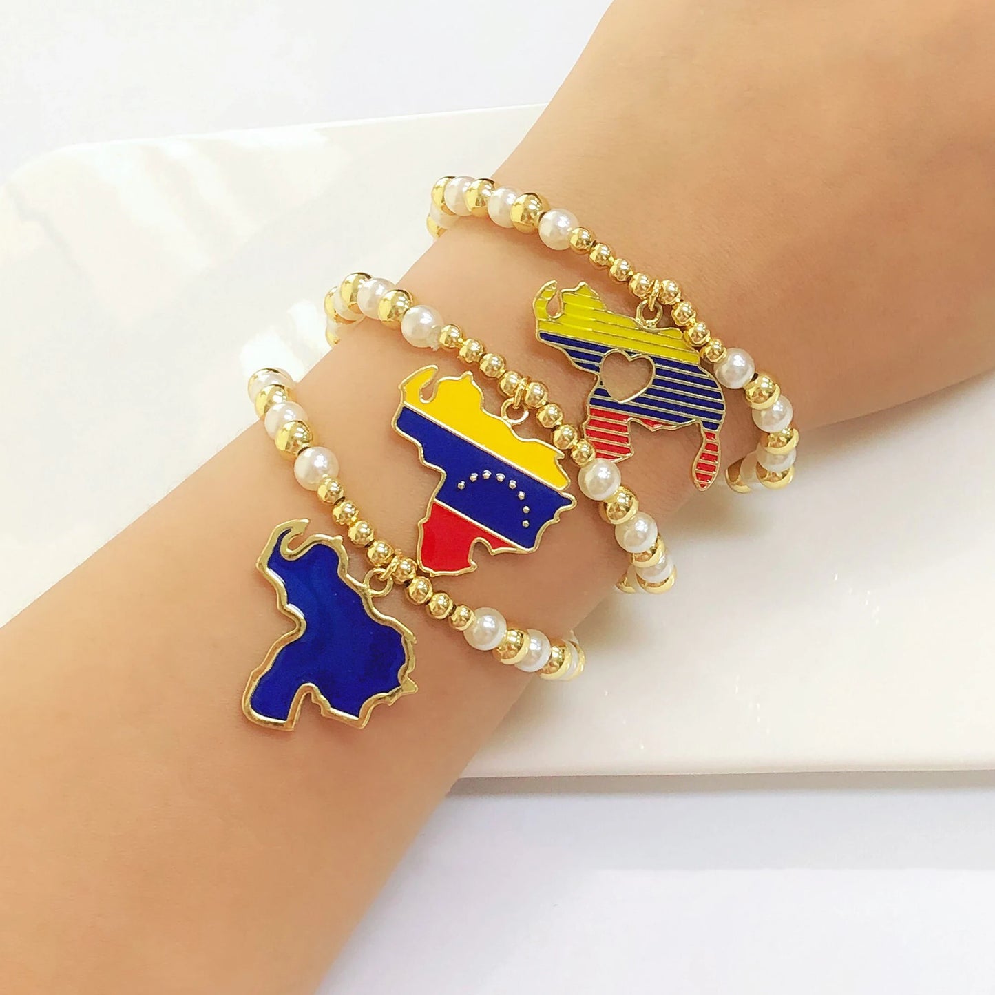 New Fashion Venezuelan Mexican Dominican Map Pendant Woven Pearl Chain Bracelet for Men Women Party Jewelry National Day Gift