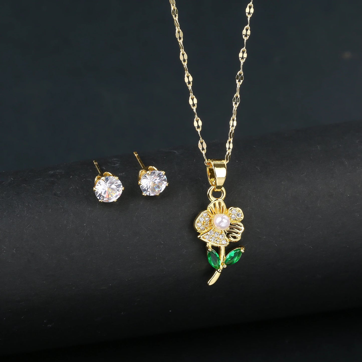 2pcs Sparkling Crystals Botanical Sunflower Necklace Earrings Jewelry Set for Woman New Fashion Casual Party Jewelry GirlGift