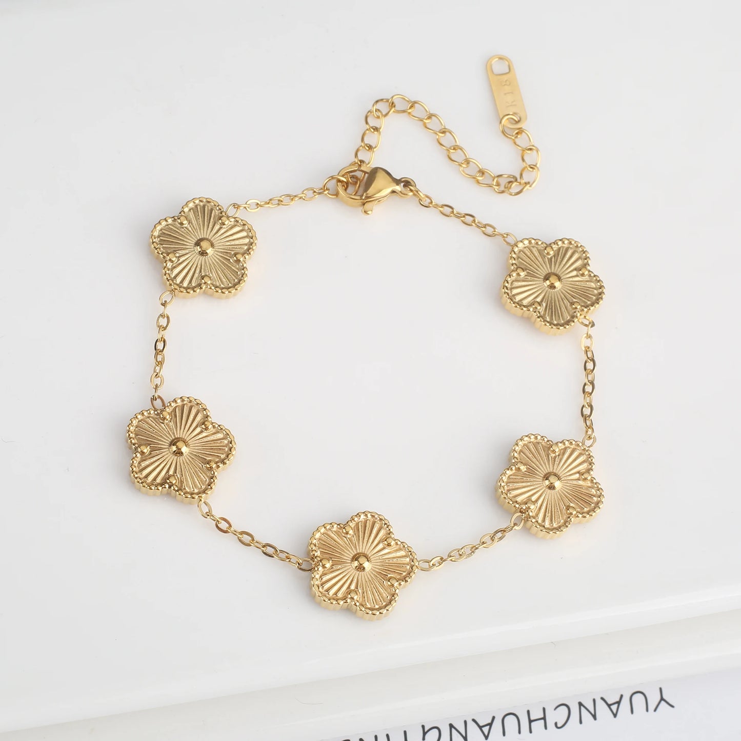 Waterproof Clover five-leaf flower Metal Laser Stainless Steel Jewelry Set Classic for Woman Luxury Party Jewelry Daily Wear