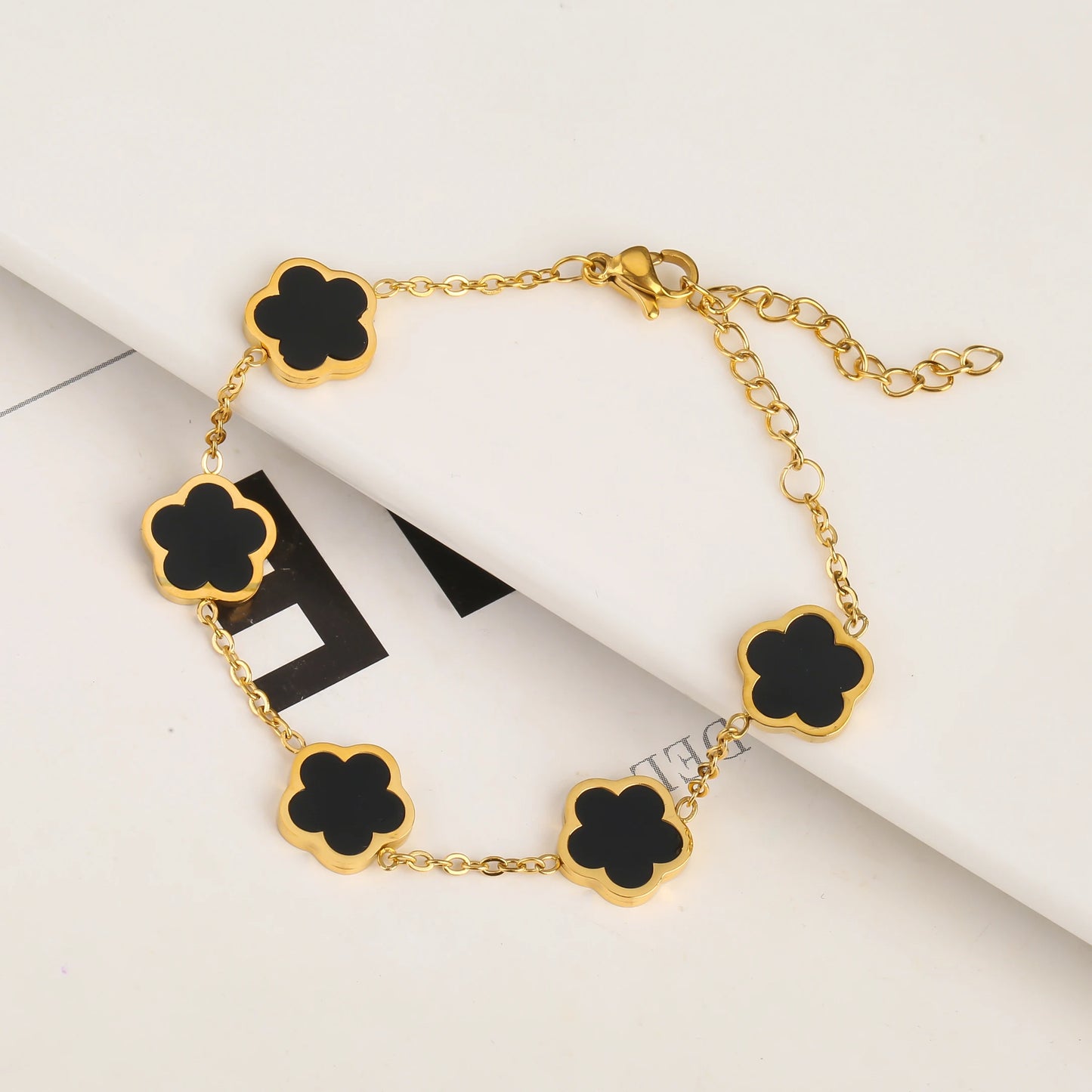 Hot Selling Stainless Steel Single Sided Pendant Necklace With Five Leaf Flower High-Quality Jewelry For Women's Clover