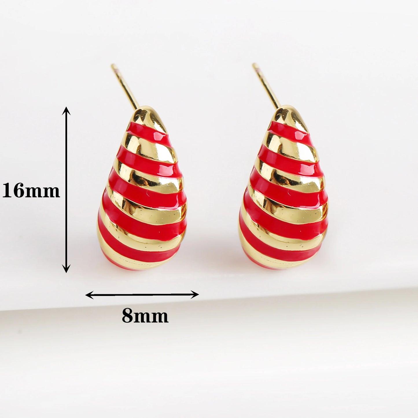 Classic Zirconia Comma Ladies Stud Earrings Fashion Water Drop Earrings Temperament For Woman Party Wedding Jewelry Wholesale