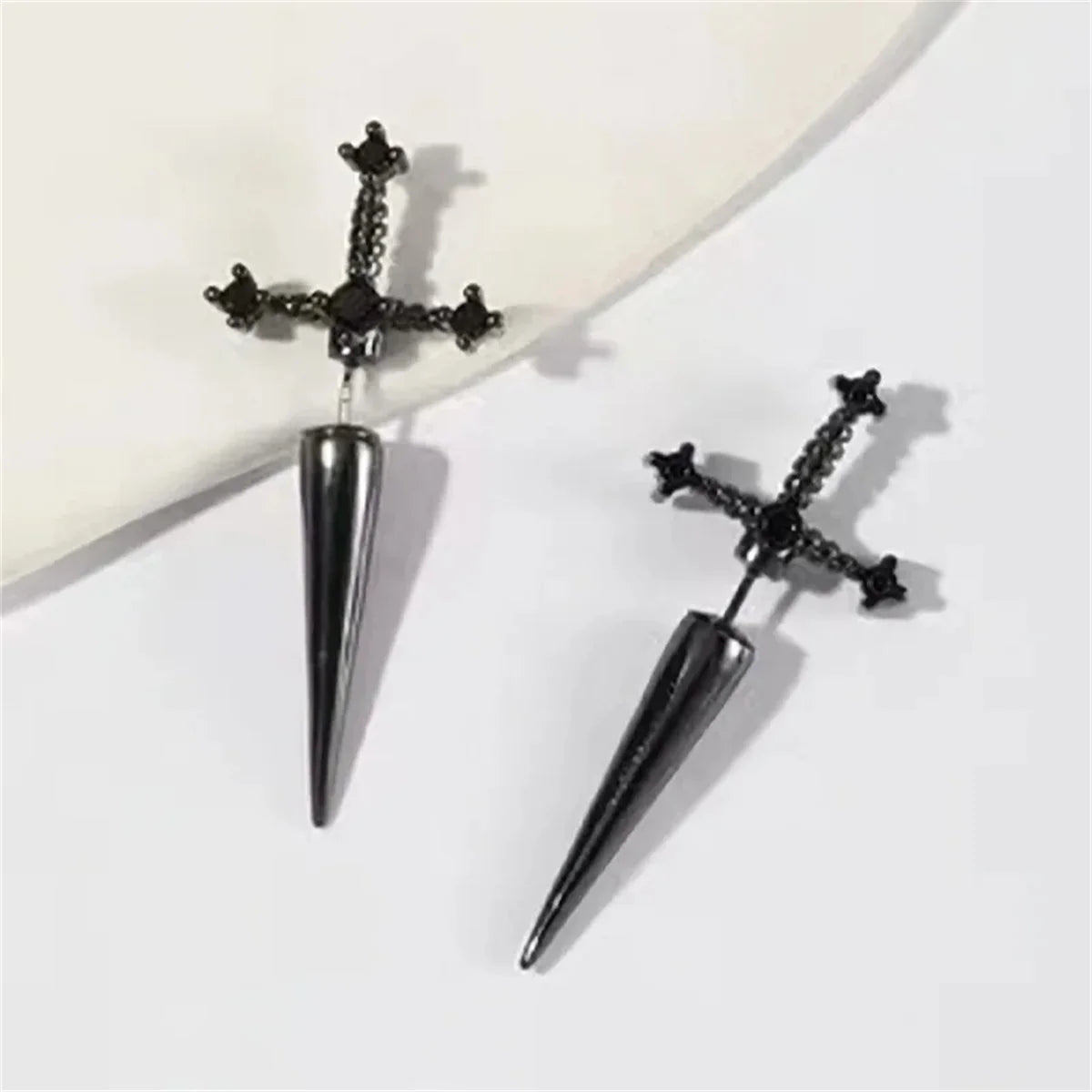 2pcs Gothic Kinitial Sword Stud Earrings,Vintage Cool Punk Crystal Goth Dagger Ear Piercing Jewelry Suitable for Daily Give Gift