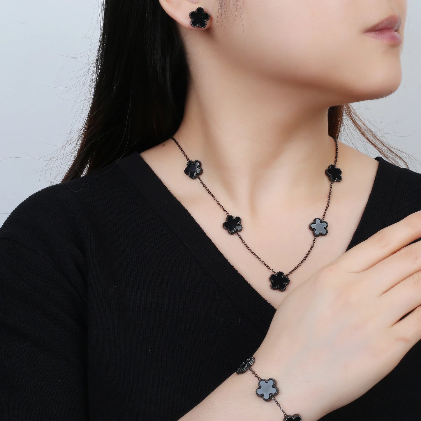 3Pcs Luxury Stainless Steel Five Leaf Flower Jewelry Set Bracelet Necklace Earrings Classic for Women Daily Party Jewelry Clover
