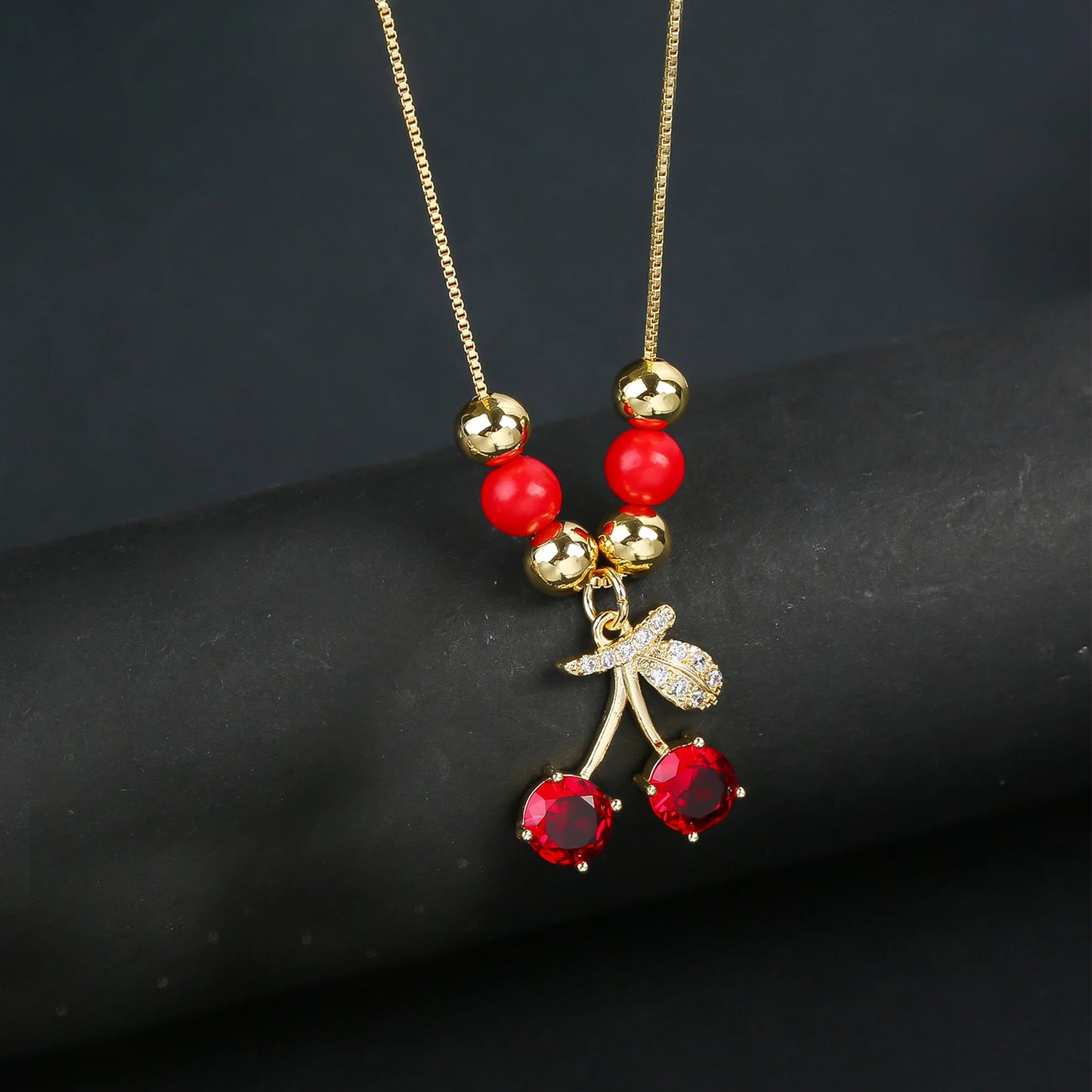 Hot Sale Crystal Red Cherry Pendant Necklace For Woman Gold Plated Fruit Collarbone Chain Fashion Daily Party Jewelry Gift