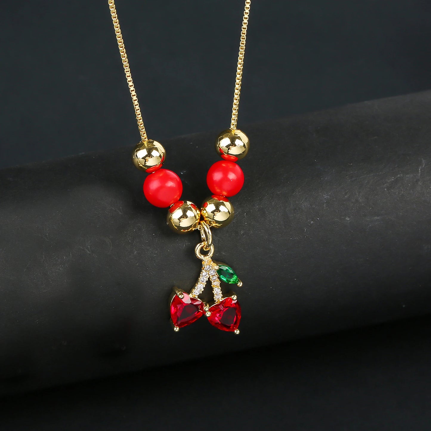 Hot Sale Crystal Red Cherry Pendant Necklace For Woman Gold Plated Fruit Collarbone Chain Fashion Daily Party Jewelry Gift
