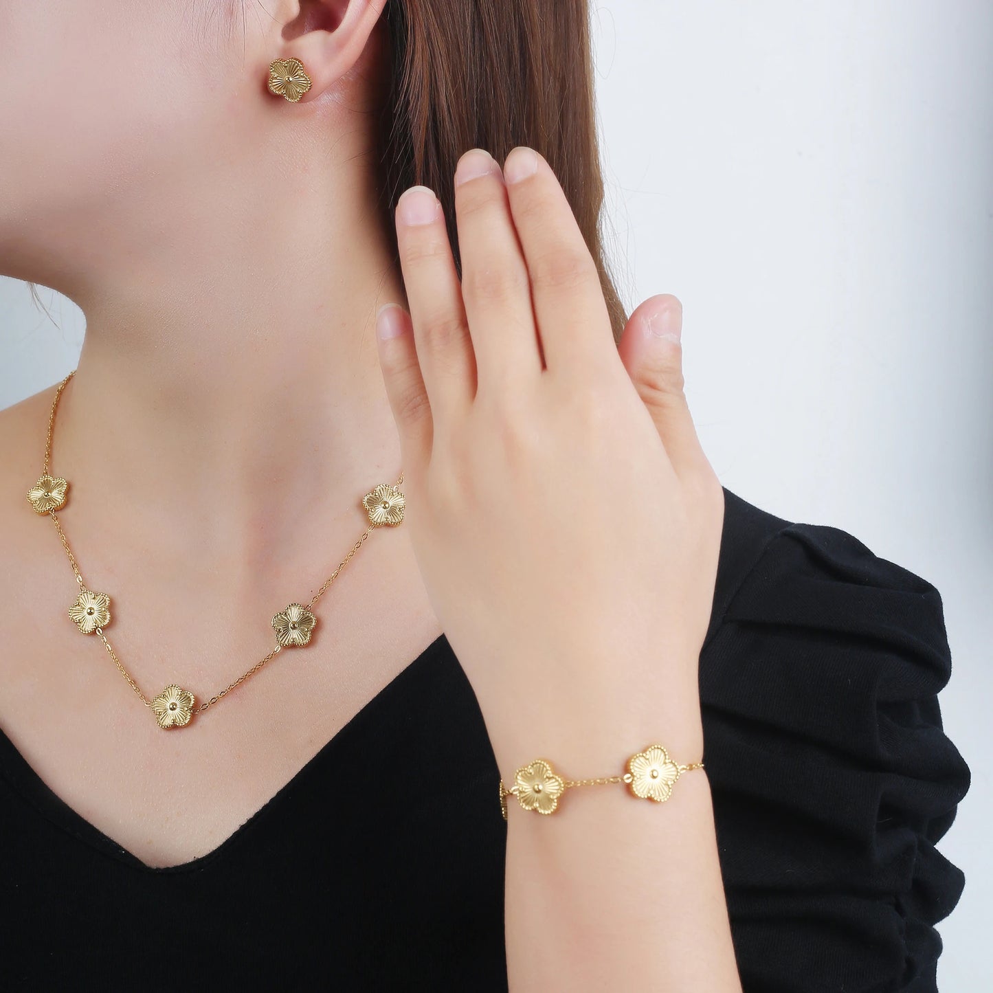 Waterproof Clover five-leaf flower Metal Laser Stainless Steel Jewelry Set Classic for Woman Luxury Party Jewelry Daily Wear