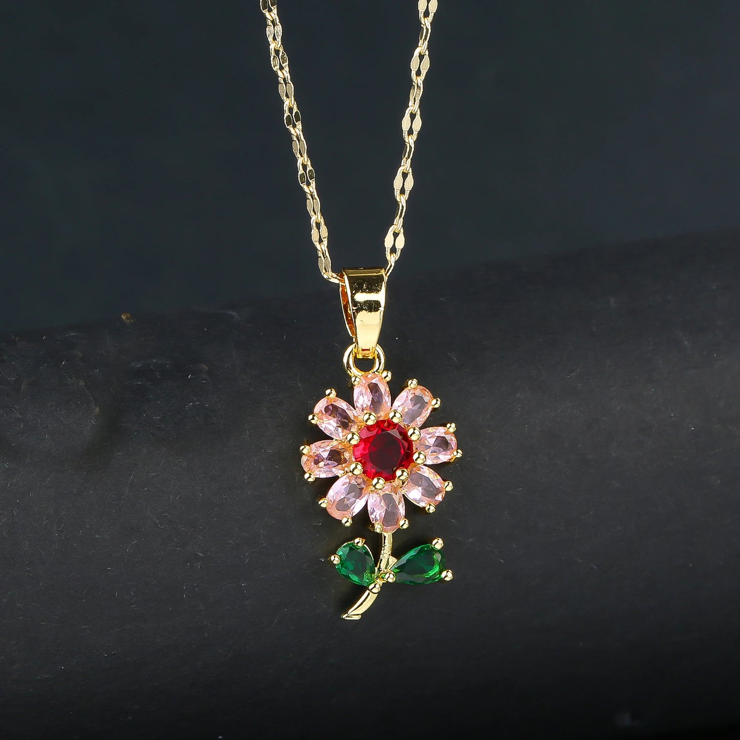 INS Hot Sale Plant Sunflower Crystal Necklace Flower Pendant for Women Girls Casual Party Trend Neck Jewelry Accessories