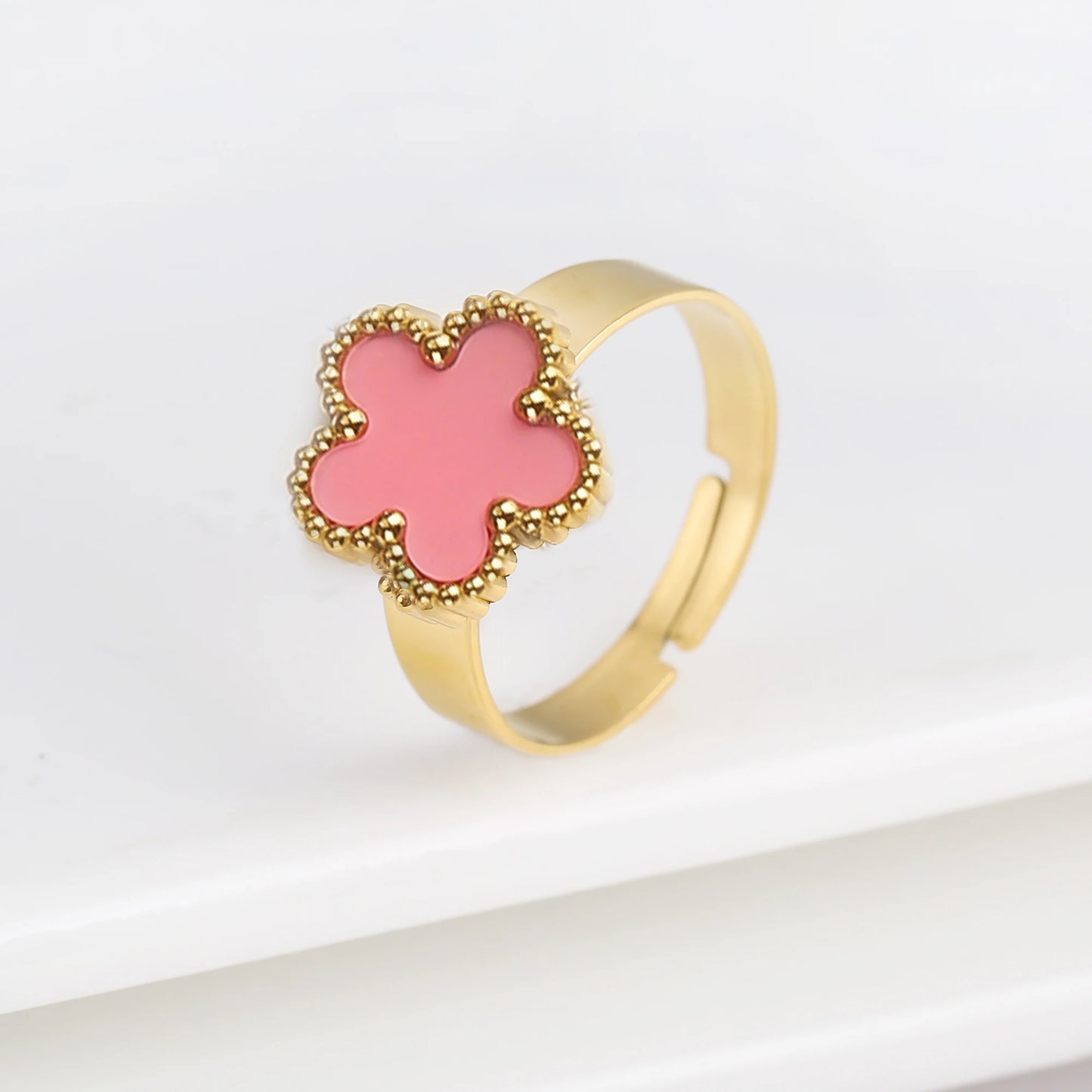 New Design Classic Luxury Stainless Steel Laser Double Flowers Open Ring Temperament For Woman Party Jewelry Daily Wear Clover