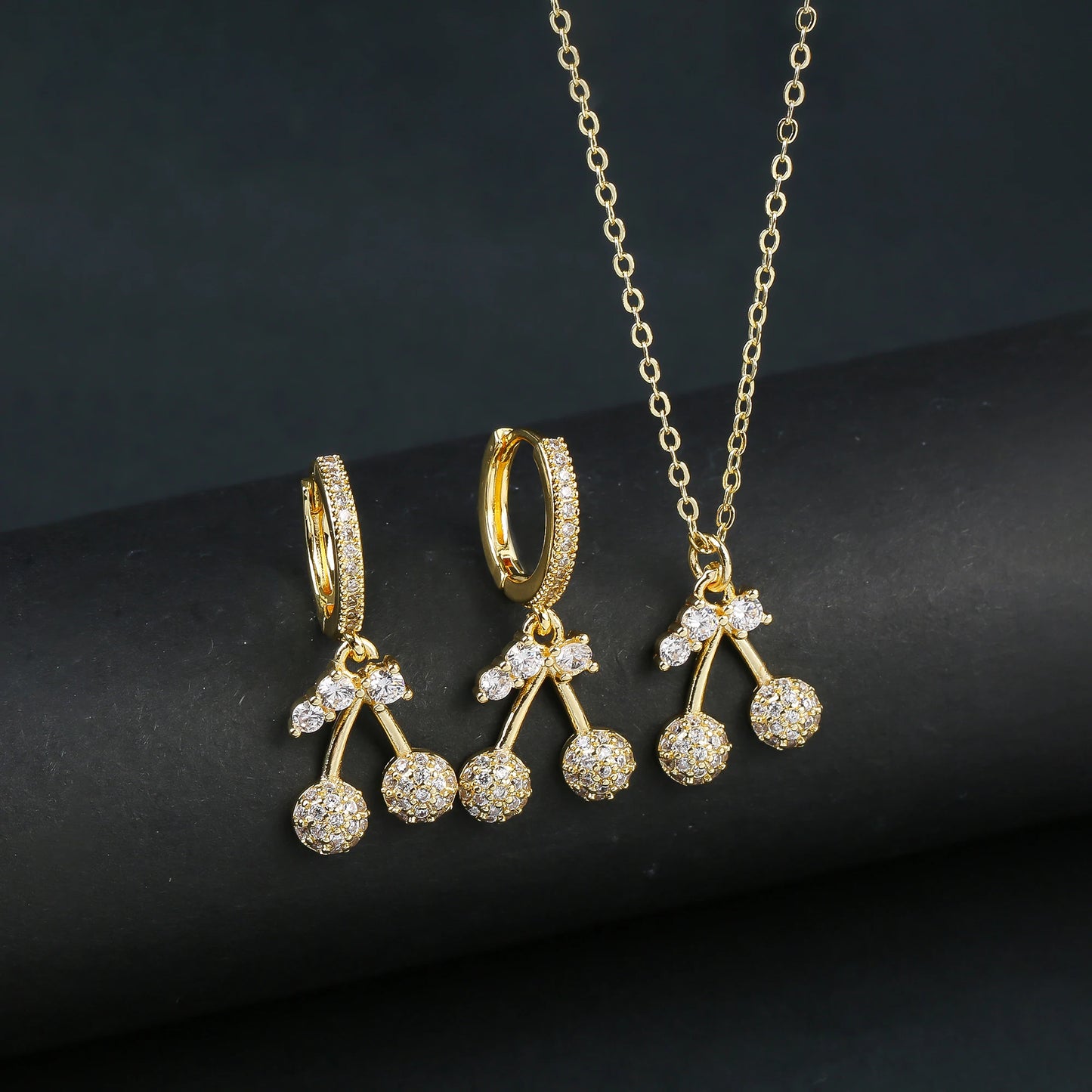 Light Luxury Crystal Zirconia Red Cherry Jewelry Set Earrings Necklace for Women Girls Sweet Jewelry Accessories Party Gifts