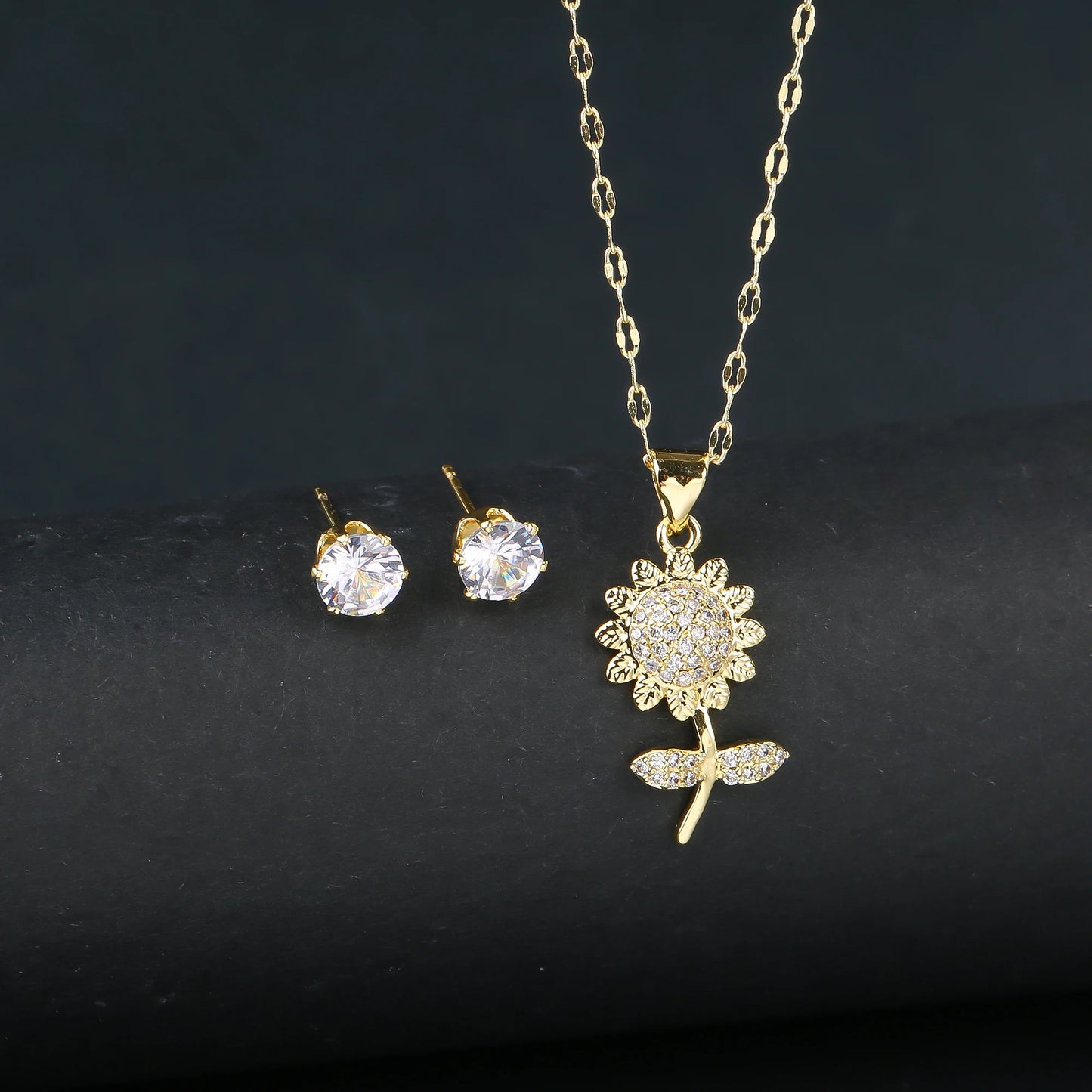 2pcs Sparkling Crystals Botanical Sunflower Necklace Earrings Jewelry Set for Woman New Fashion Casual Party Jewelry GirlGift