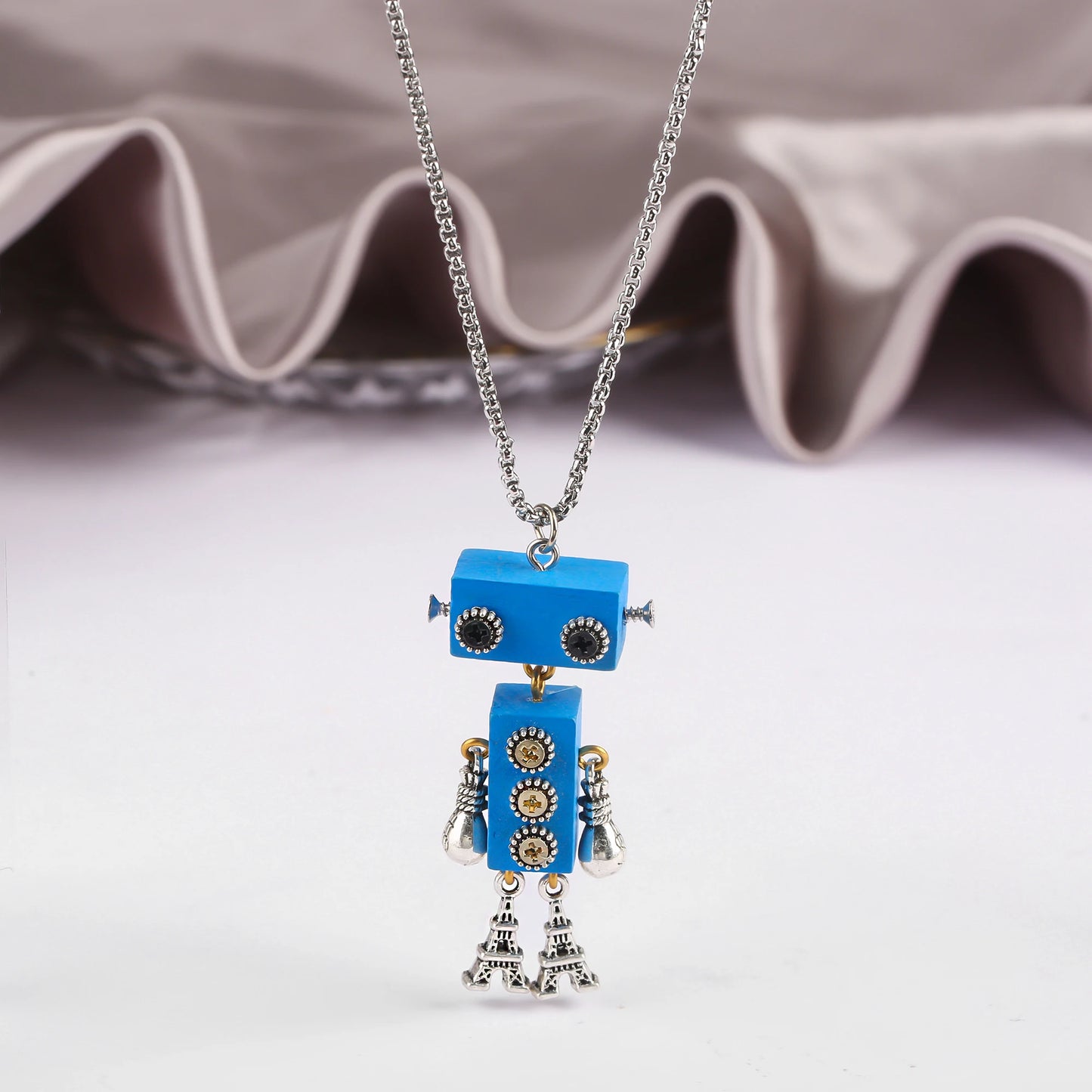 New Creative Wood Robot Pendant Necklace Personality Cartoon Sweater Chain Fashion For Men Women Party Jewelry Gift Wholesale