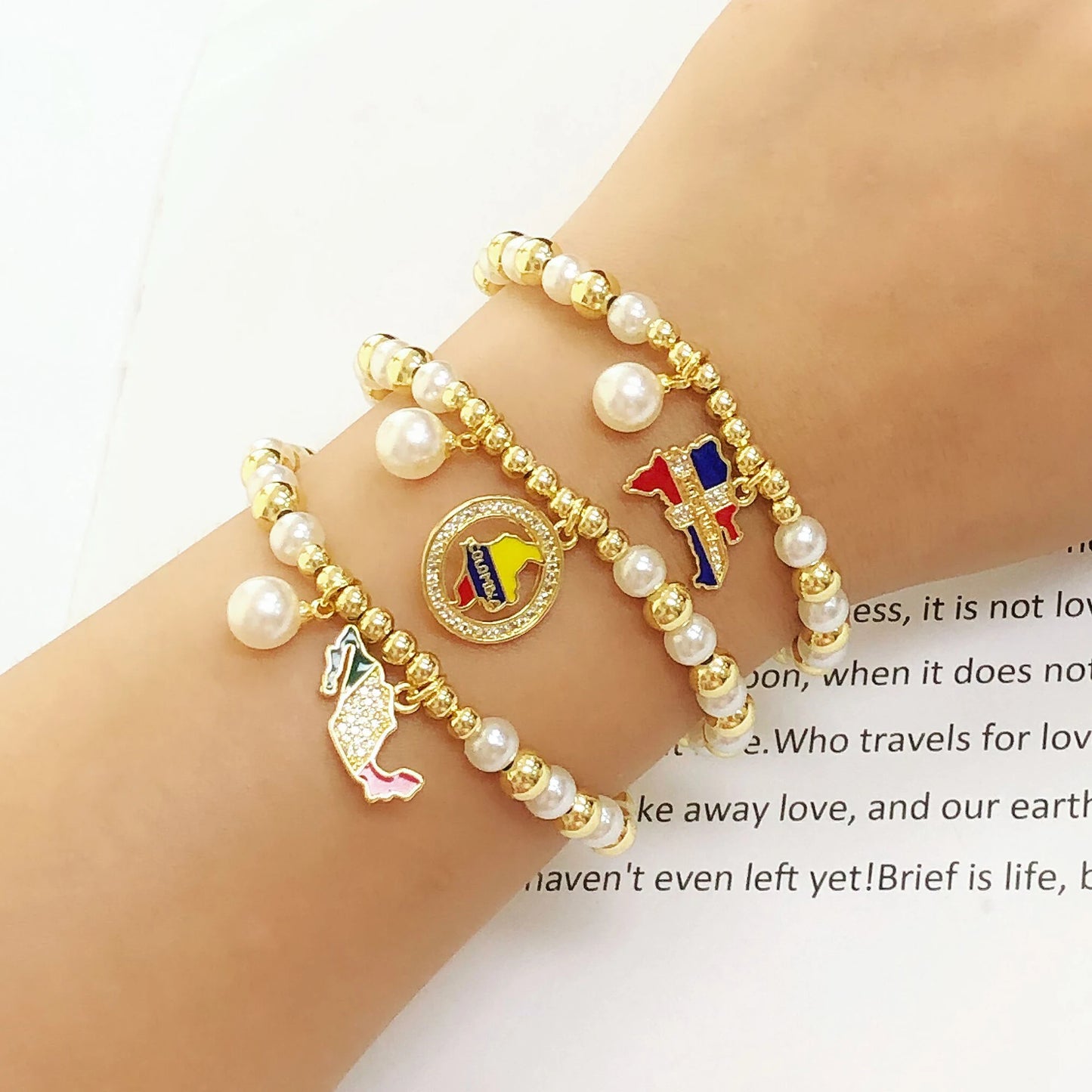 New Fashion Venezuelan Mexican Dominican Map Pendant Woven Pearl Chain Bracelet for Men Women Party Jewelry National Day Gift