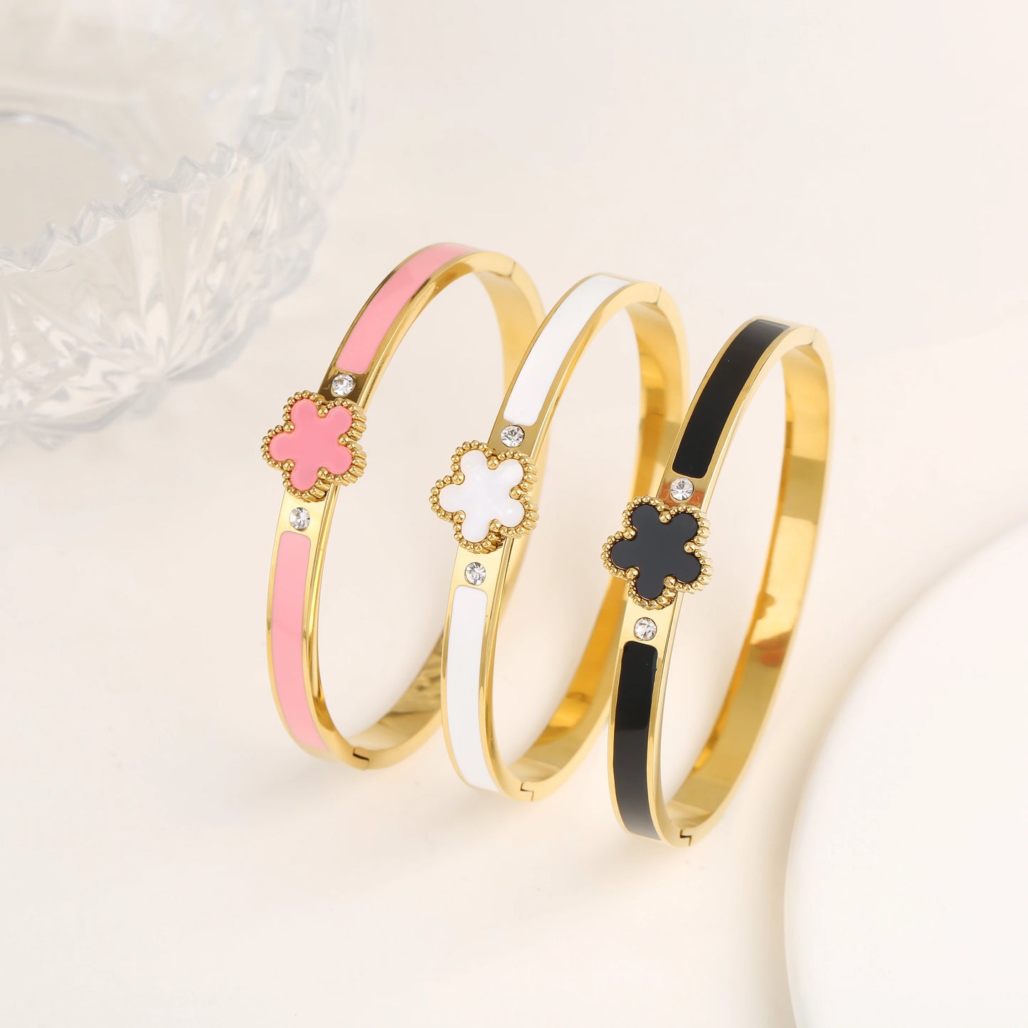 6 Colors Classic Luxury Stainless Steel Five Leaf Flower Open Bangle Simple for Woman Girl Party Trend Enamel Jewelry Clover