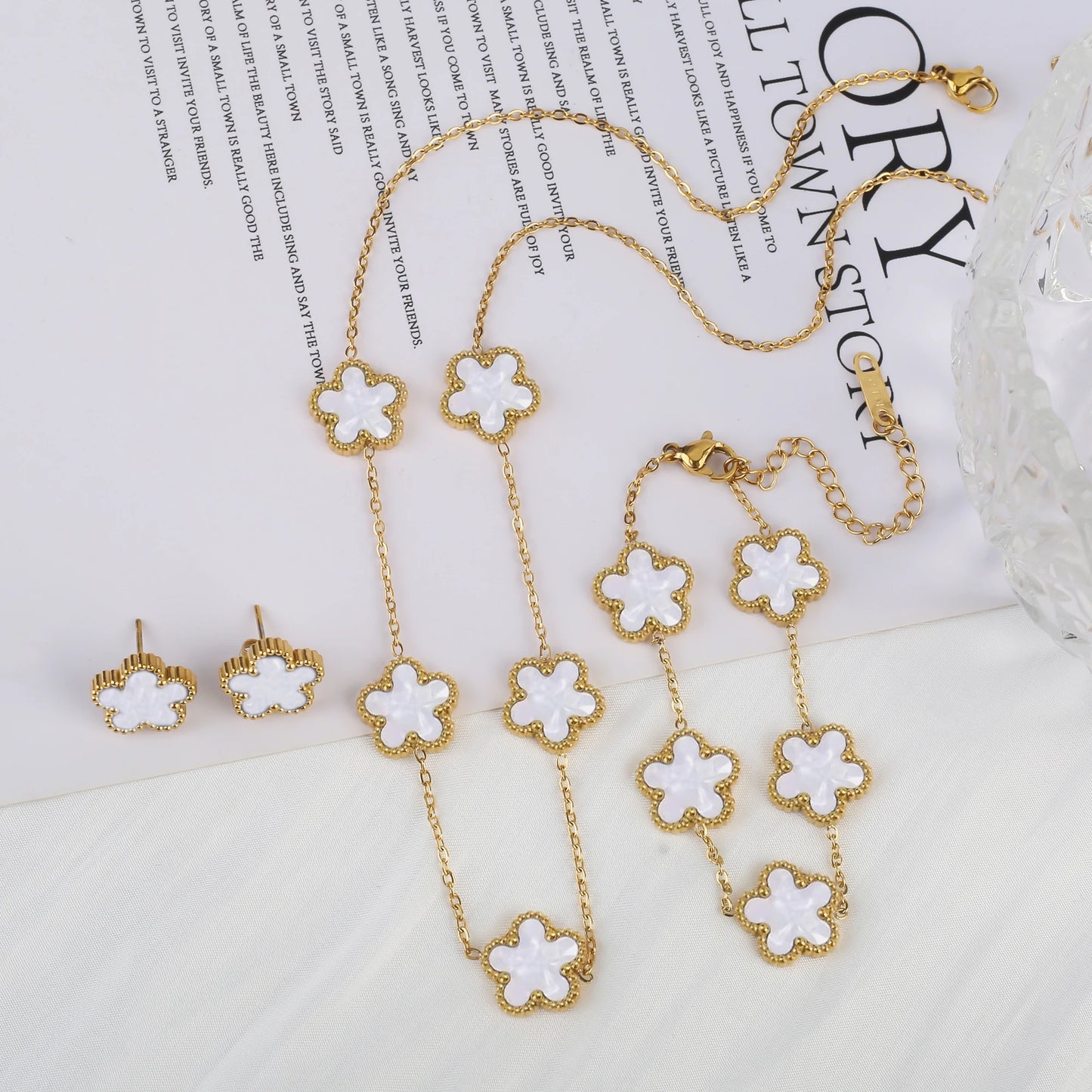 3Pcs Luxury Stainless Steel Five Leaf Flower Jewelry Set Bracelet Necklace Earrings Classic for Women Daily Party Jewelry Clover