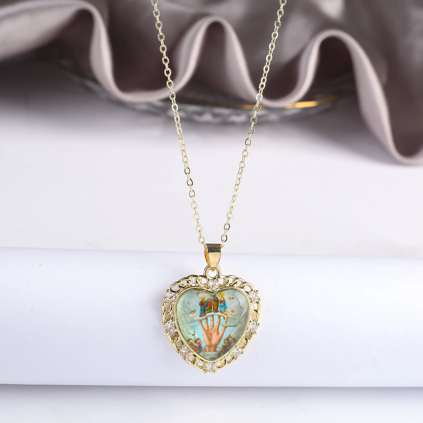 9 Style Fashion Virgin Mary St. Jude Pendant Necklace Classic for Religious Figures Jewelry Choker Chain Daily Wear Party Gift