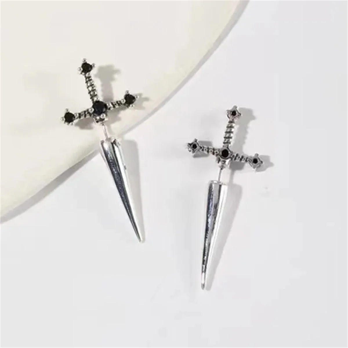 2pcs Gothic Kinitial Sword Stud Earrings,Vintage Cool Punk Crystal Goth Dagger Ear Piercing Jewelry Suitable for Daily Give Gift