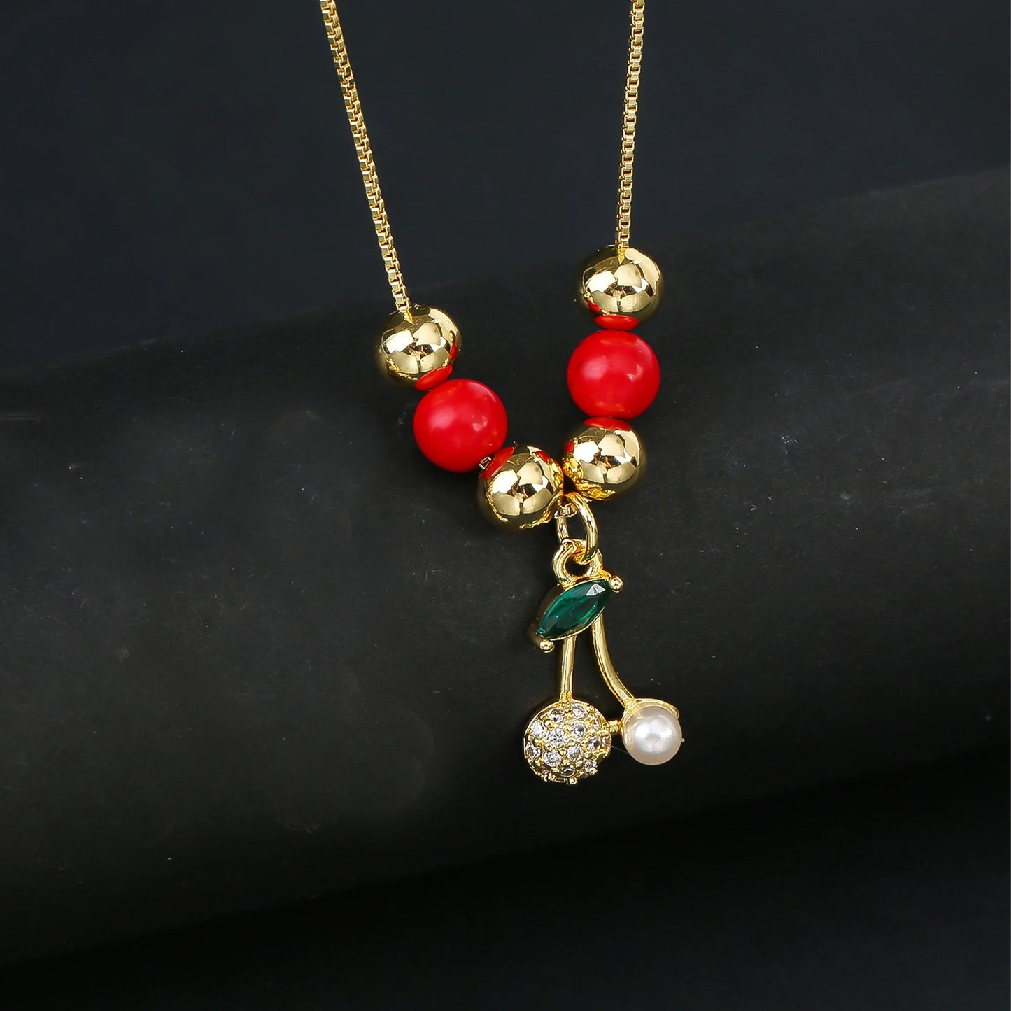 Hot Sale Crystal Red Cherry Pendant Necklace For Woman Gold Plated Fruit Collarbone Chain Fashion Daily Party Jewelry Gift
