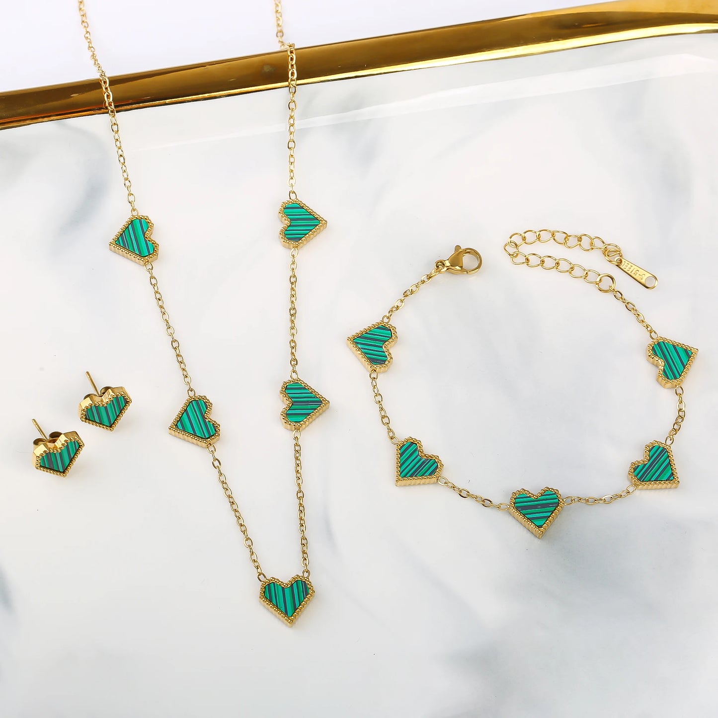 3Pcs 18k Gold-Plated Heart Shape Necklace Earrings Bracelet Jewelry Set Classic For Woman Fashion Party Jewelry Gift Daily Wear