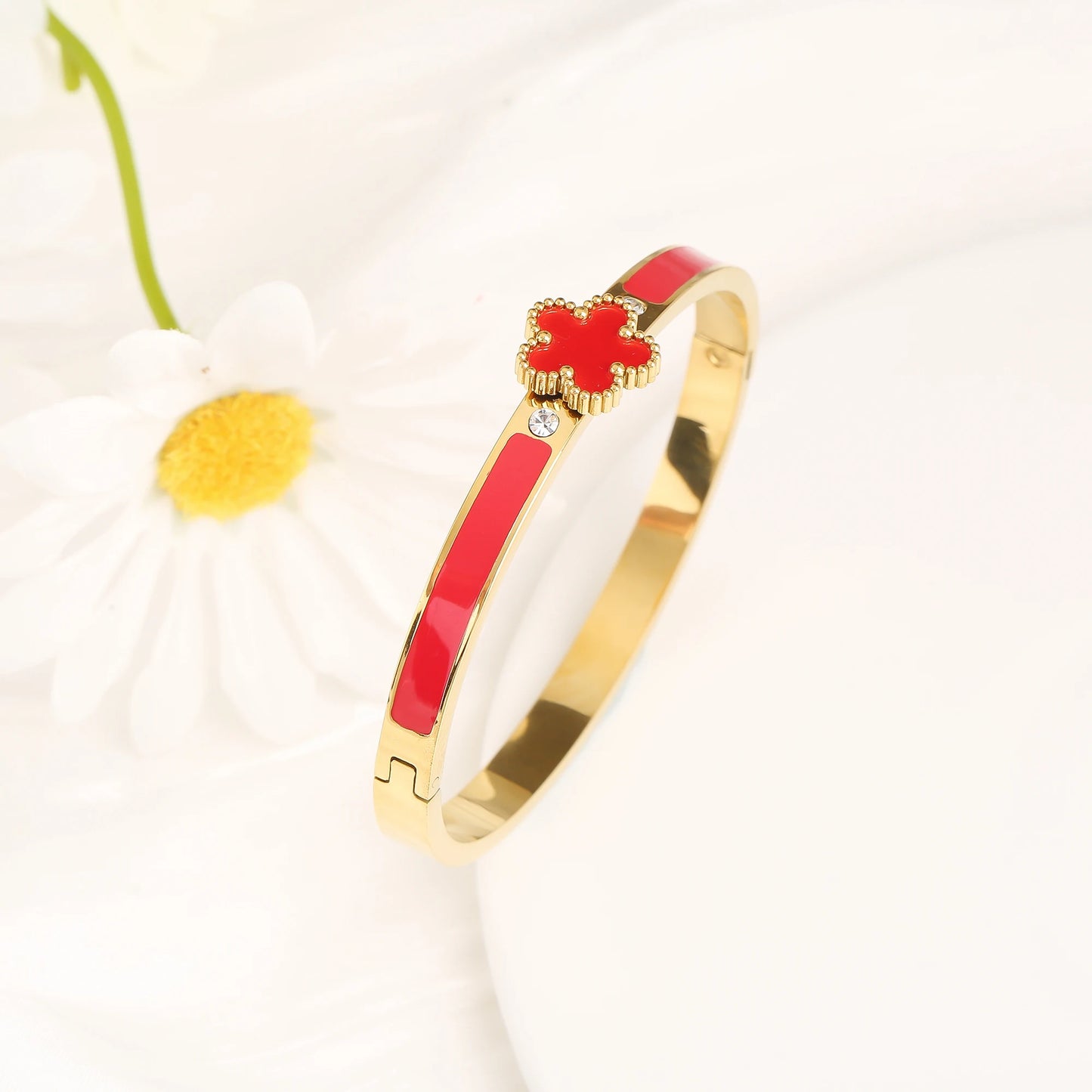 New Classic Oil Drip Stainless Steel Five Leaf Flower Open Bangle Luxury for Man Woman Daily Party Jewelry Couple Gift Clover