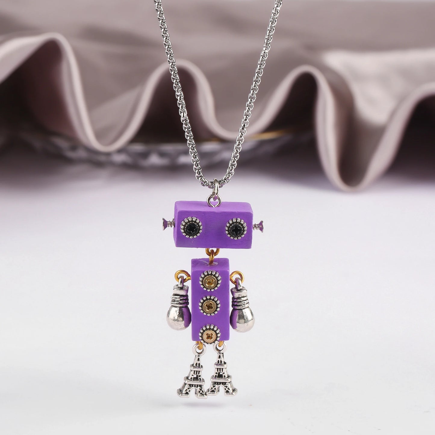 New Creative Wood Robot Pendant Necklace Personality Cartoon Sweater Chain Fashion For Men Women Party Jewelry Gift Wholesale