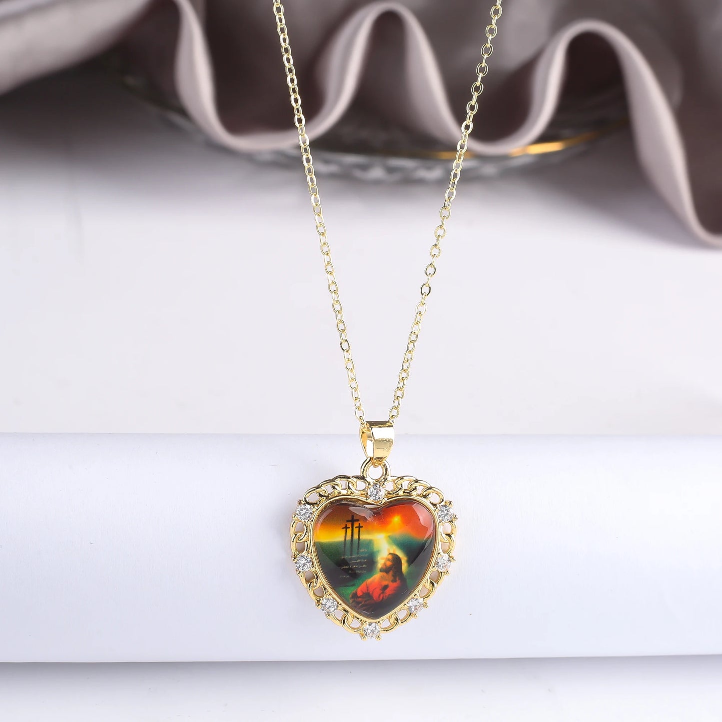 9 Style Fashion Virgin Mary St. Jude Pendant Necklace Classic for Religious Figures Jewelry Choker Chain Daily Wear Party Gift