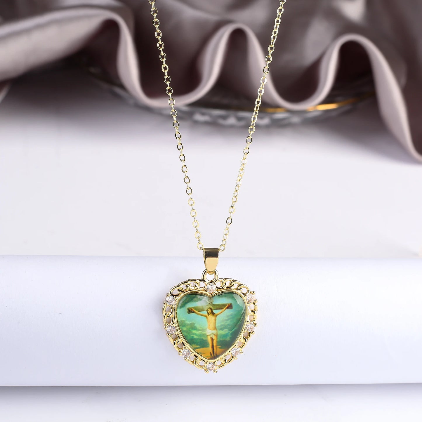 9 Style Fashion Virgin Mary St. Jude Pendant Necklace Classic for Religious Figures Jewelry Choker Chain Daily Wear Party Gift
