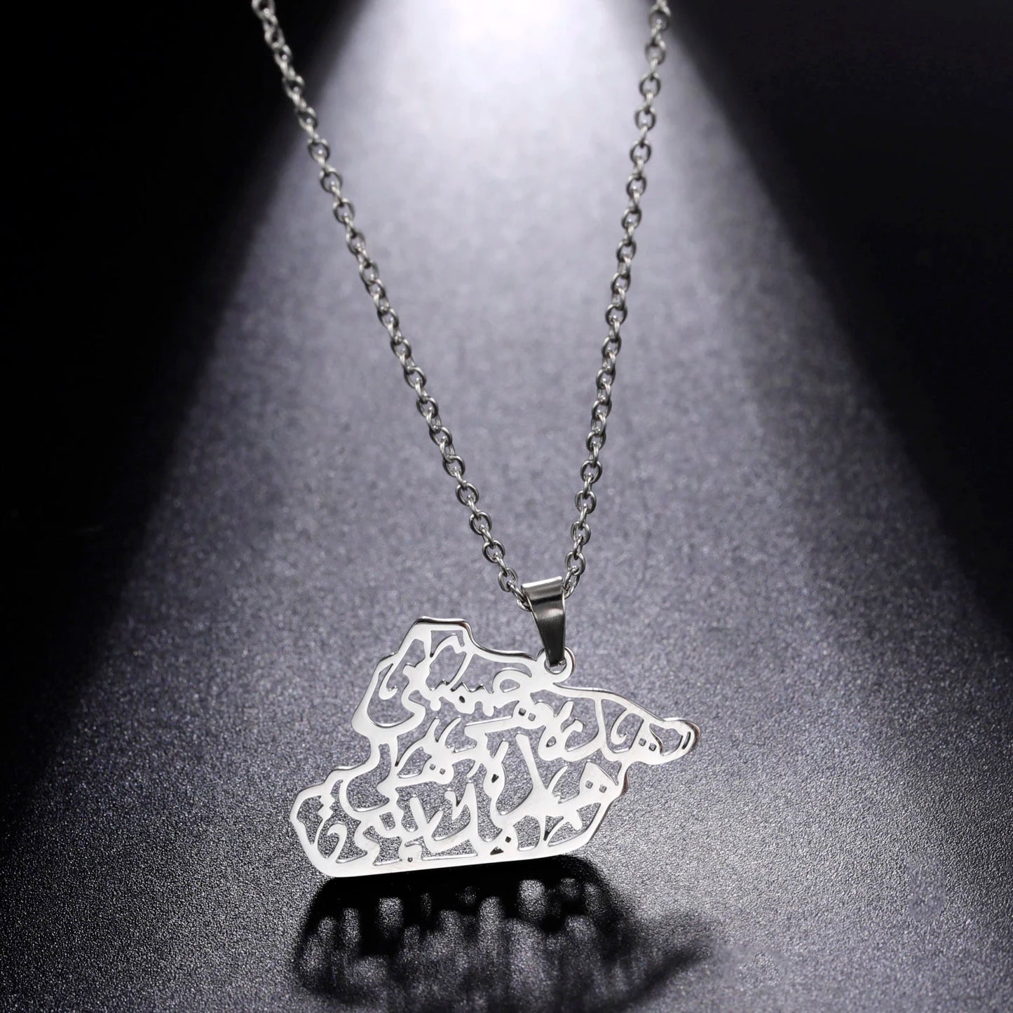 LIKGREAT Trendy Syria Map Flag Pendant Necklaces Stainless Steel Syrians Map Hiphop Jewelry Gift for Women Men